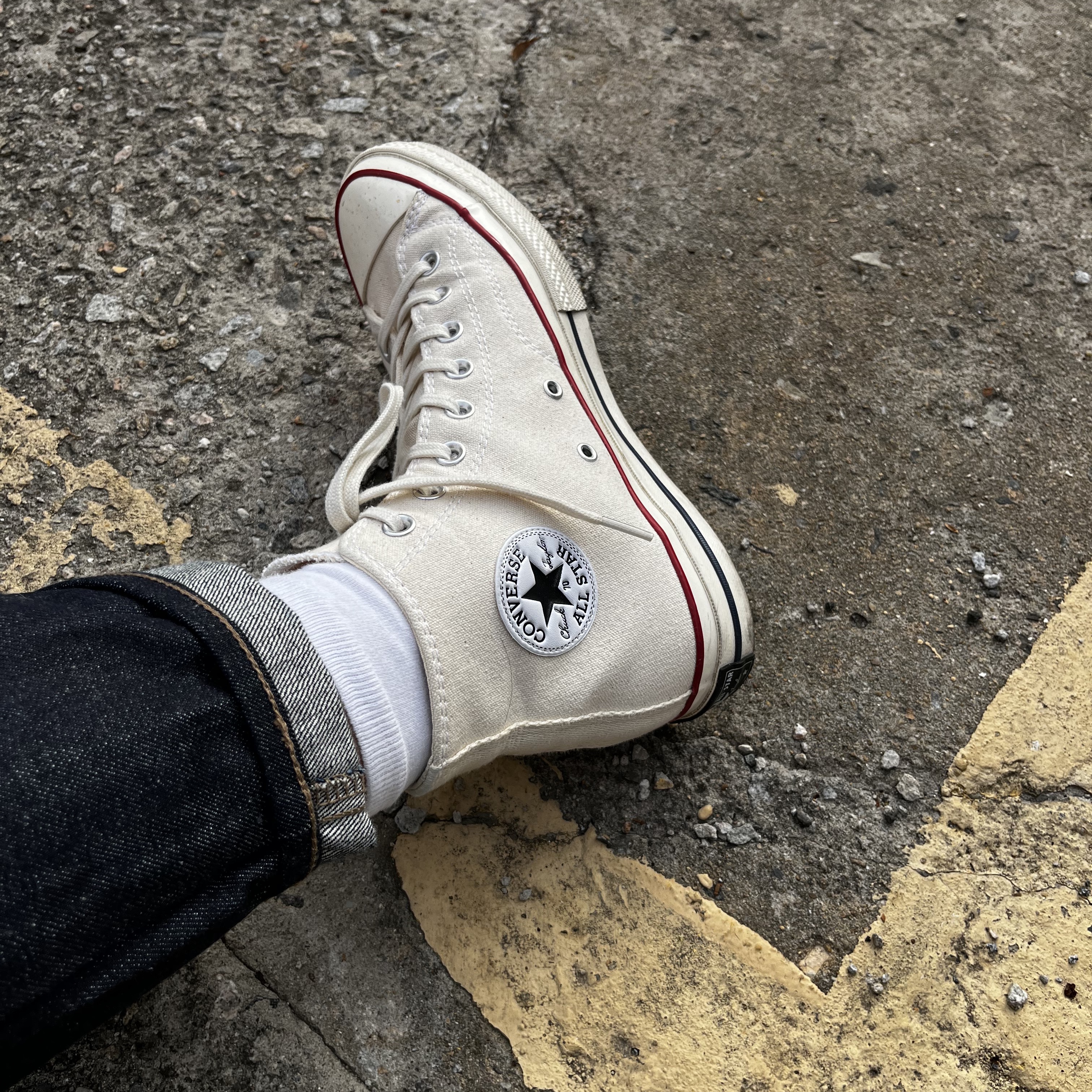 Converse Chuck 70 High Parchment 착용 스타일 - 3