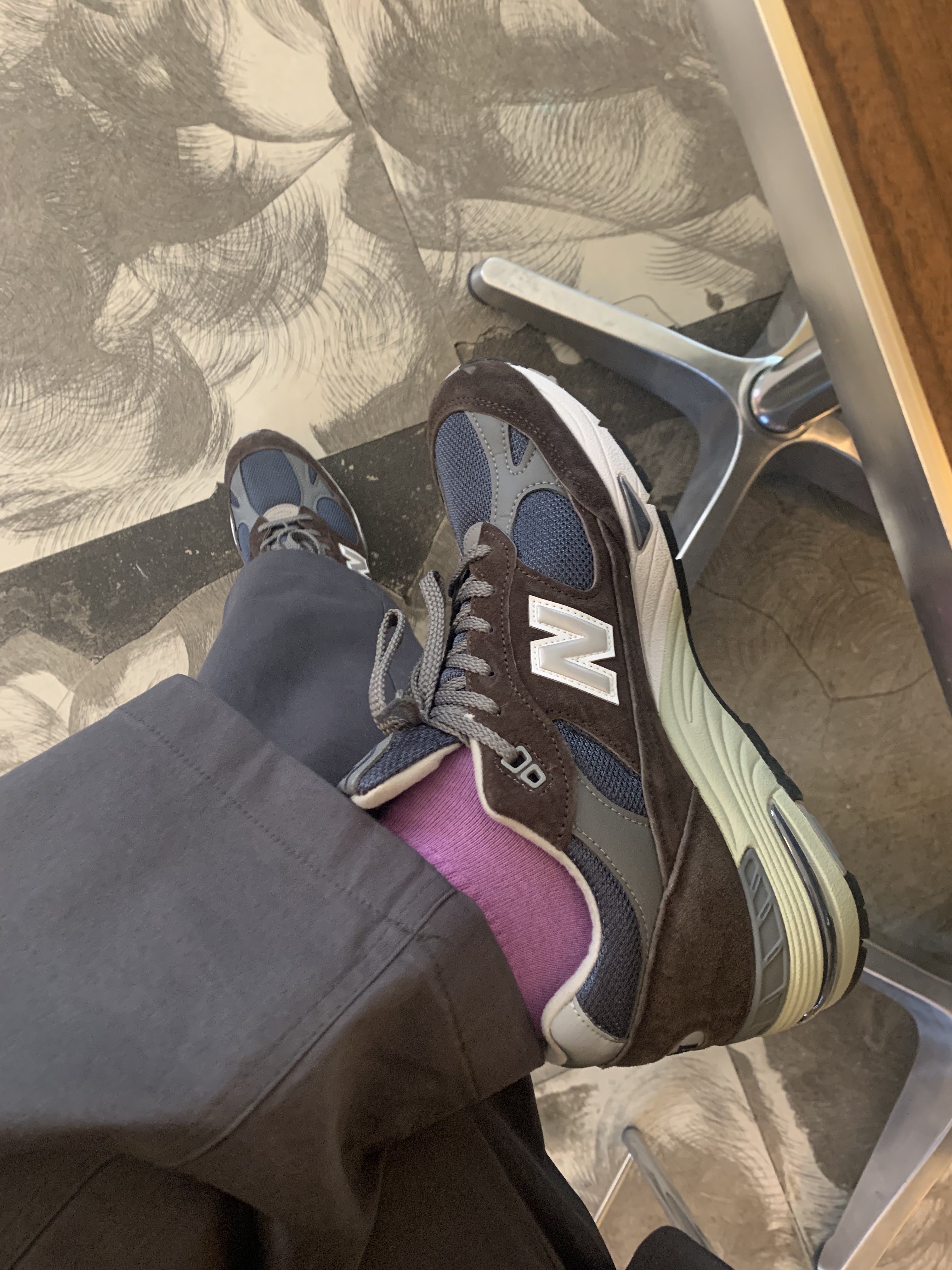 New Balance 991 Made in UK Brown 착용 스타일 - 2