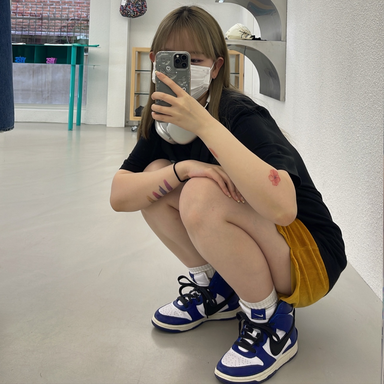 Nike x Ambush Dunk High Deep Royal Blue 착용 스타일 - 1
