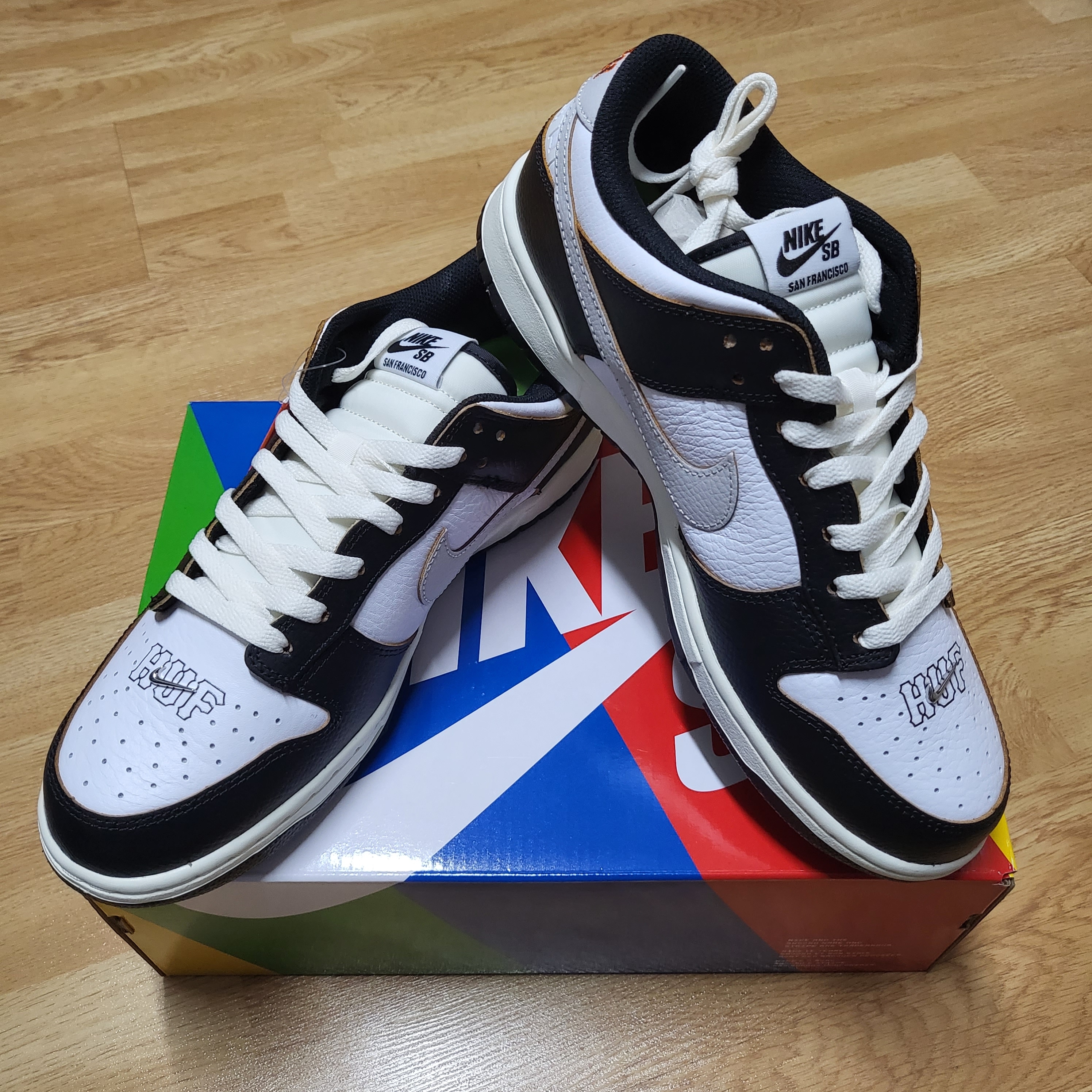Nike x HUF SB Dunk Low San Francisco 착용 스타일 - 1