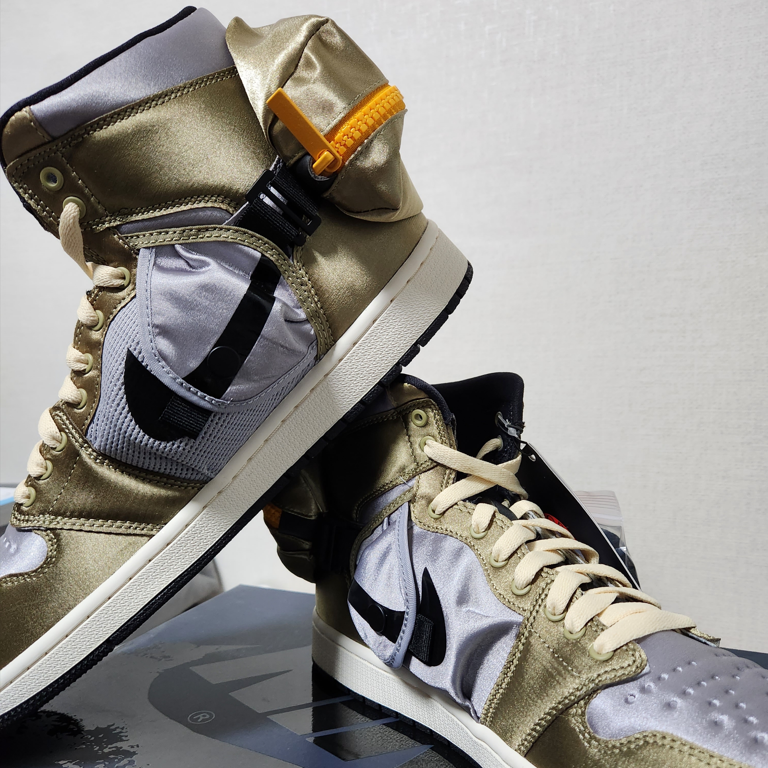 Jordan 1 High Utility Neutral Olive 착용 스타일