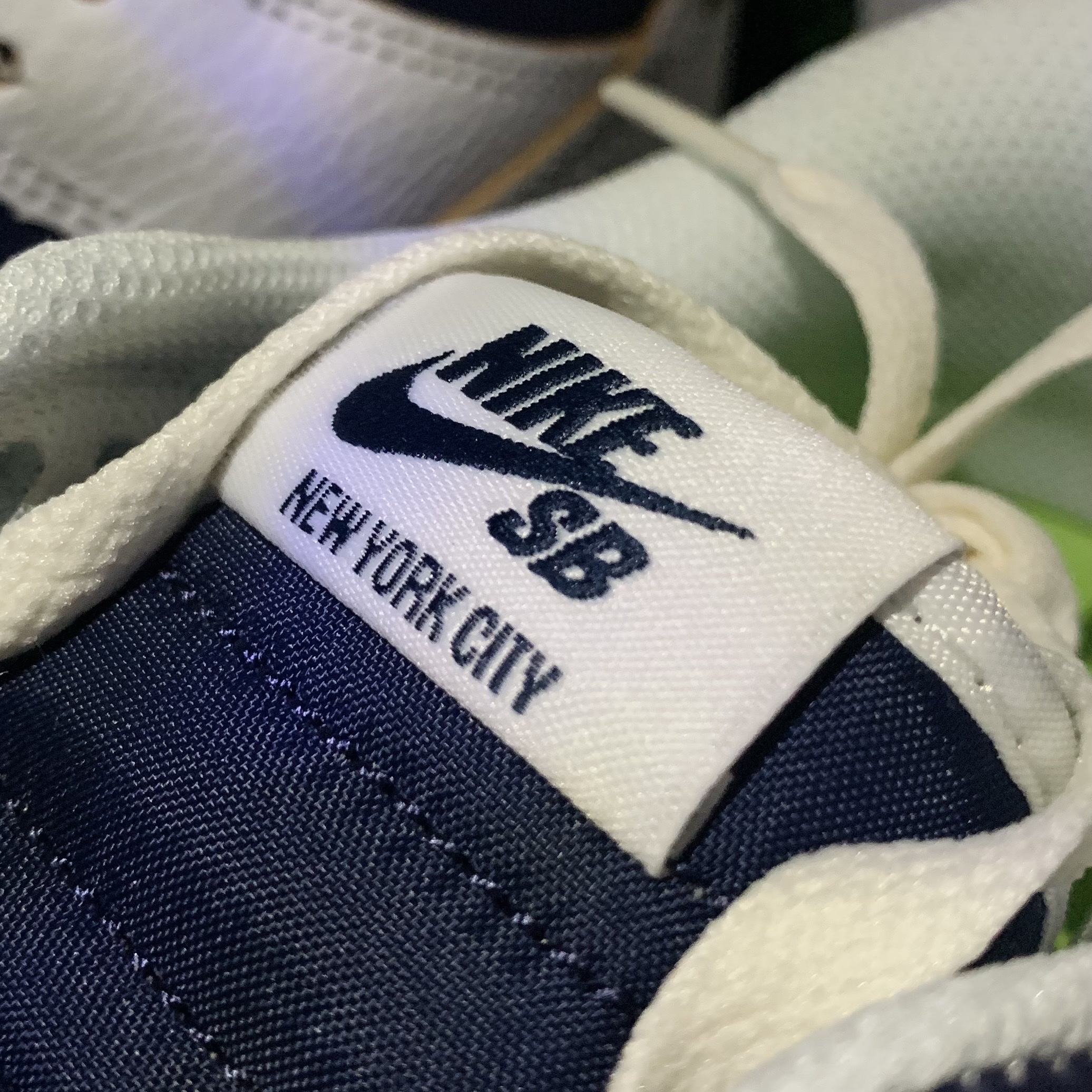 Nike x HUF SB Dunk Low New York 착용 스타일 - 2