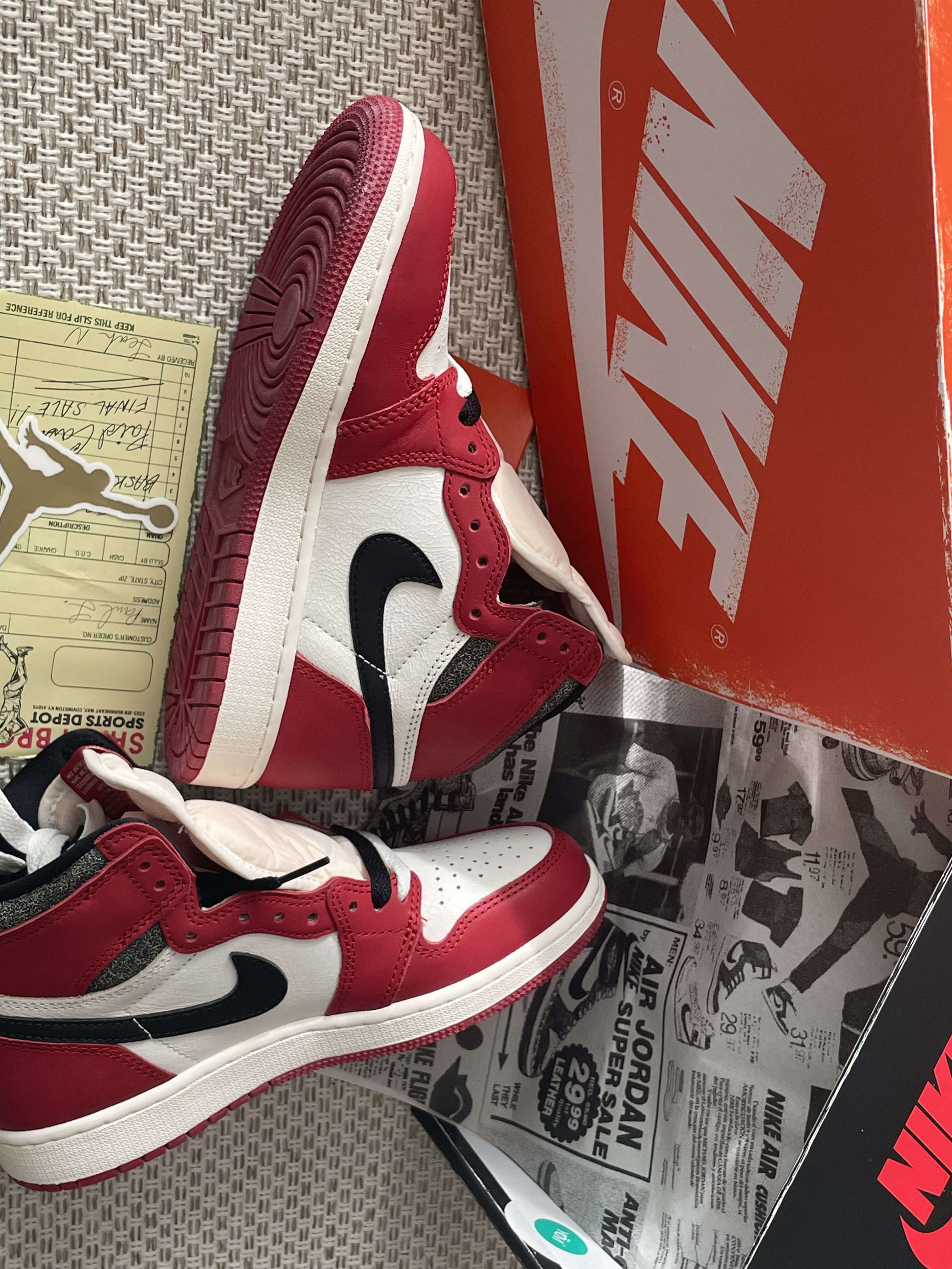 Jordan 1 Retro High OG Chicago 2022, (GS) Jordan 1 Retro High OG Chicago 2022 착용 스타일 - 3