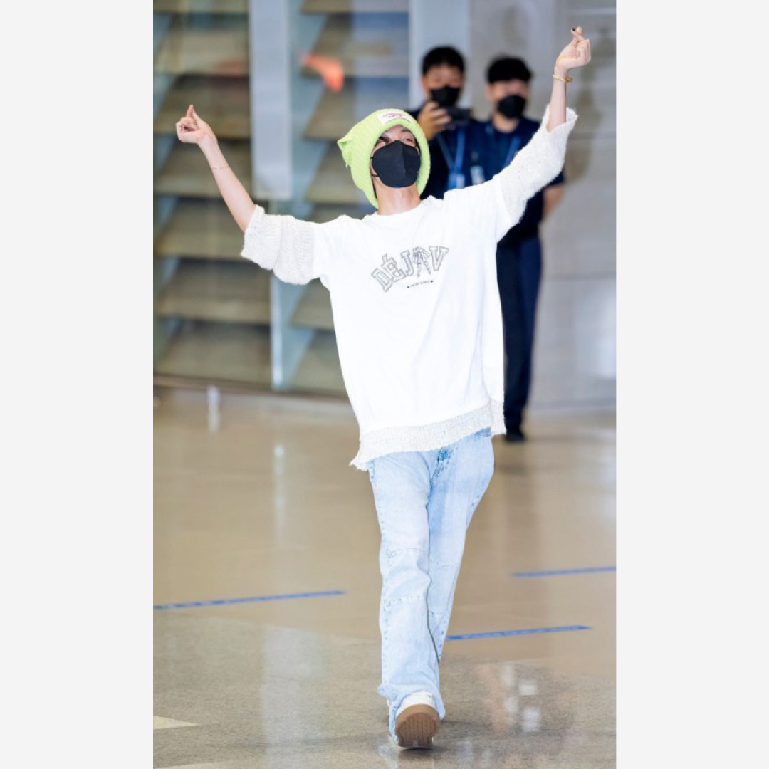 Our Legacy Extended Third Cut Superlight Wash, Dior x Cactus Jack B713 Sneakers Cream 착용 스타일 - 3