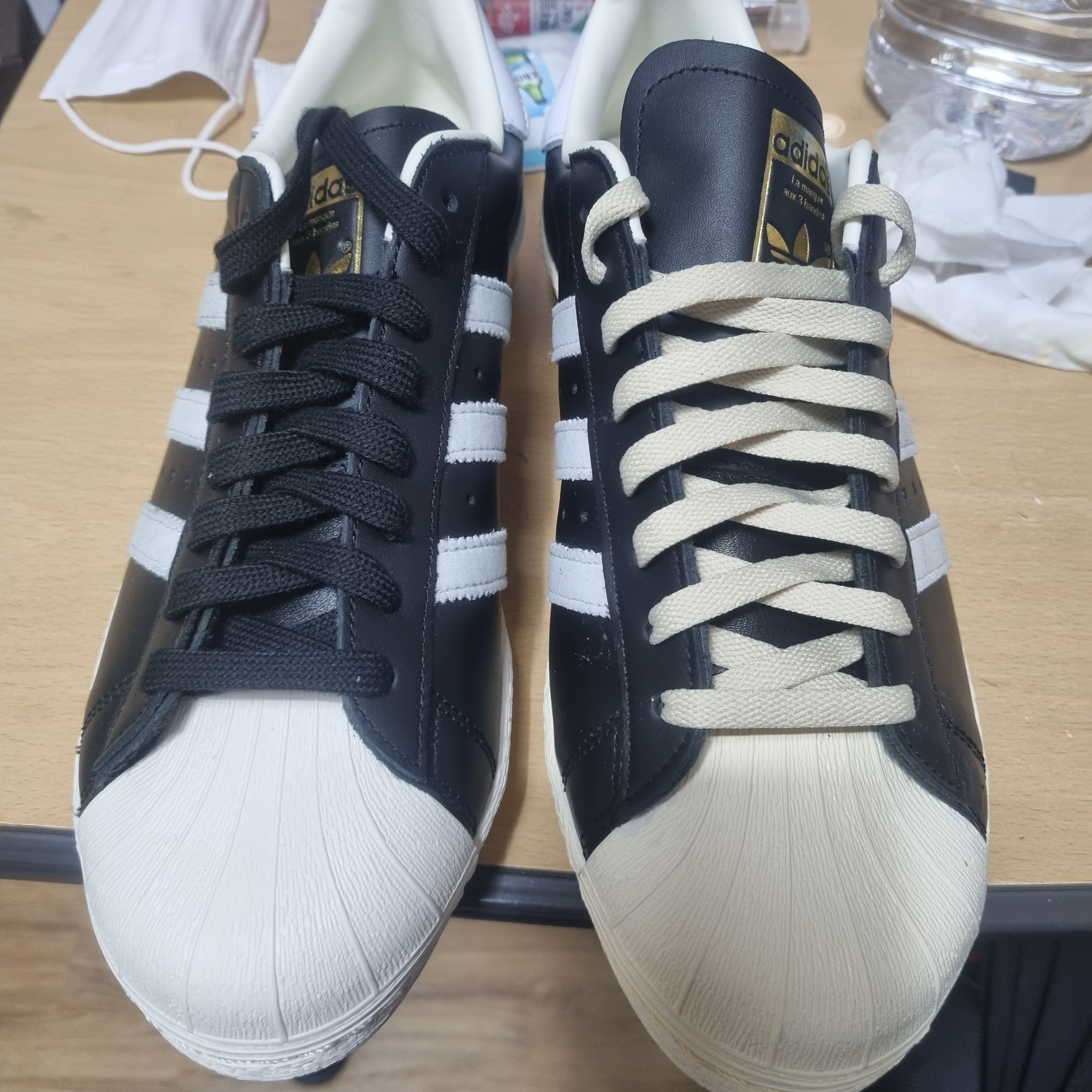Adidas Superstar 82 FI Core Black 착용 스타일 - 2