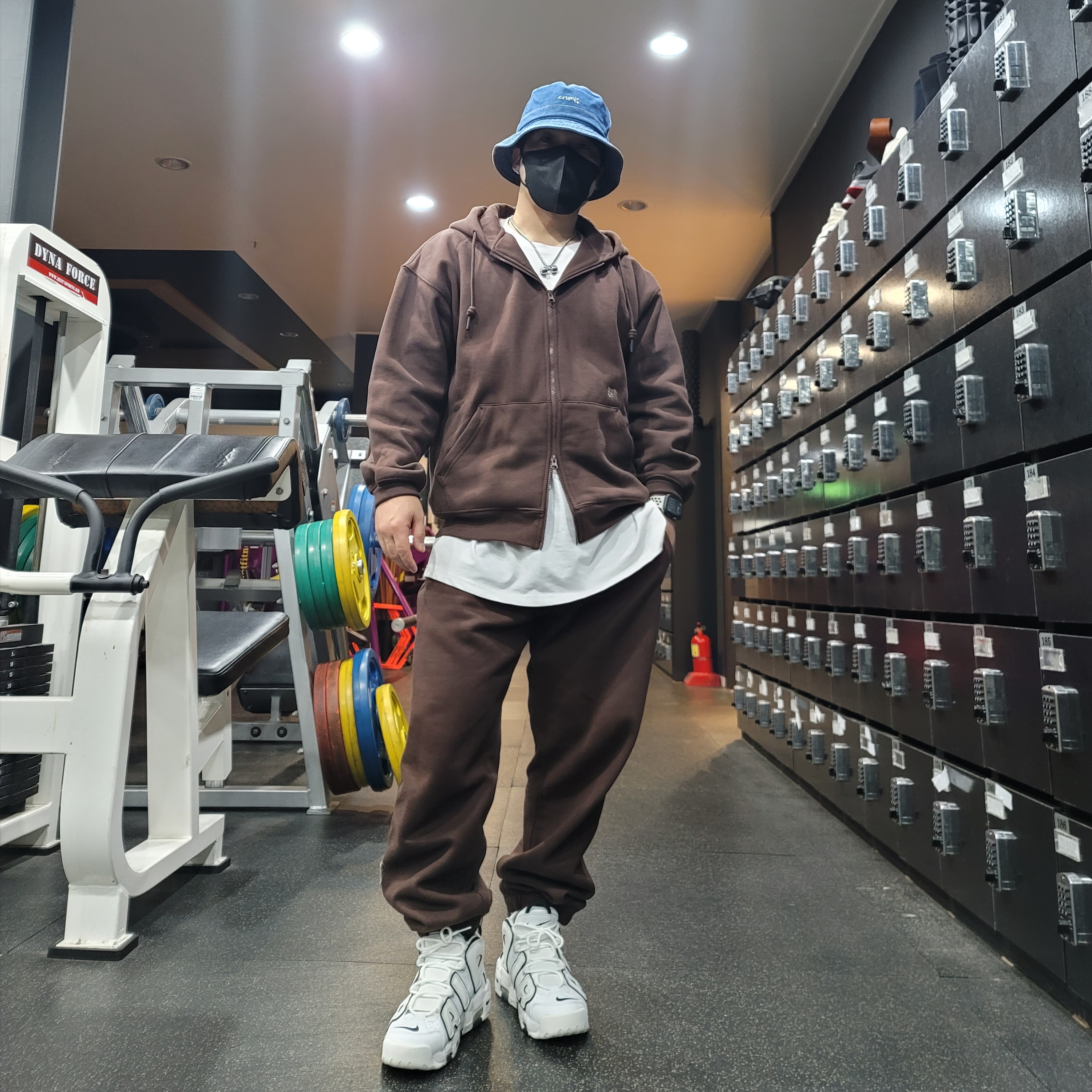 (W) Nike Air More Uptempo Summit White 착용 스타일
