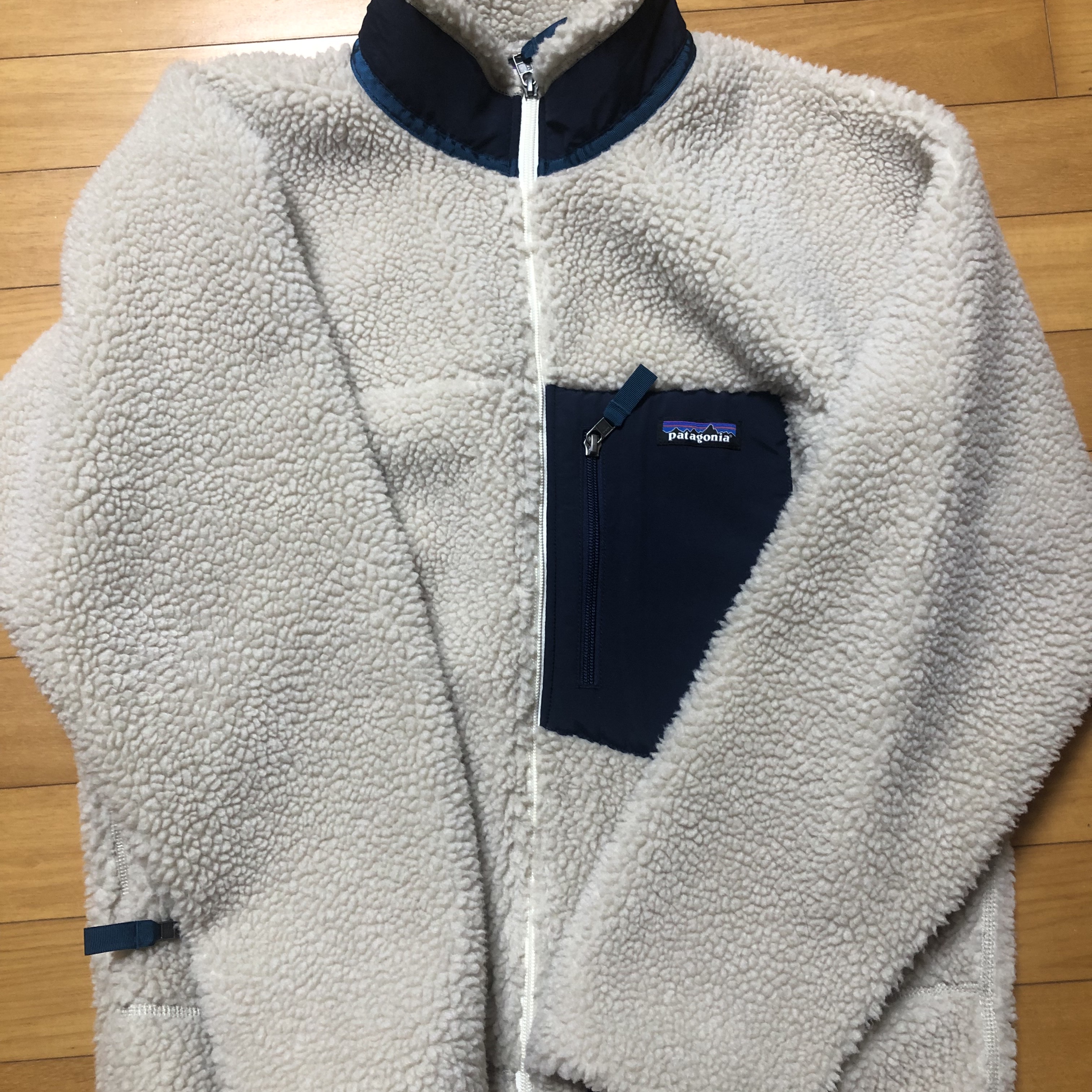 Patagonia Classic Retro-X Jacket Natural 착용 스타일