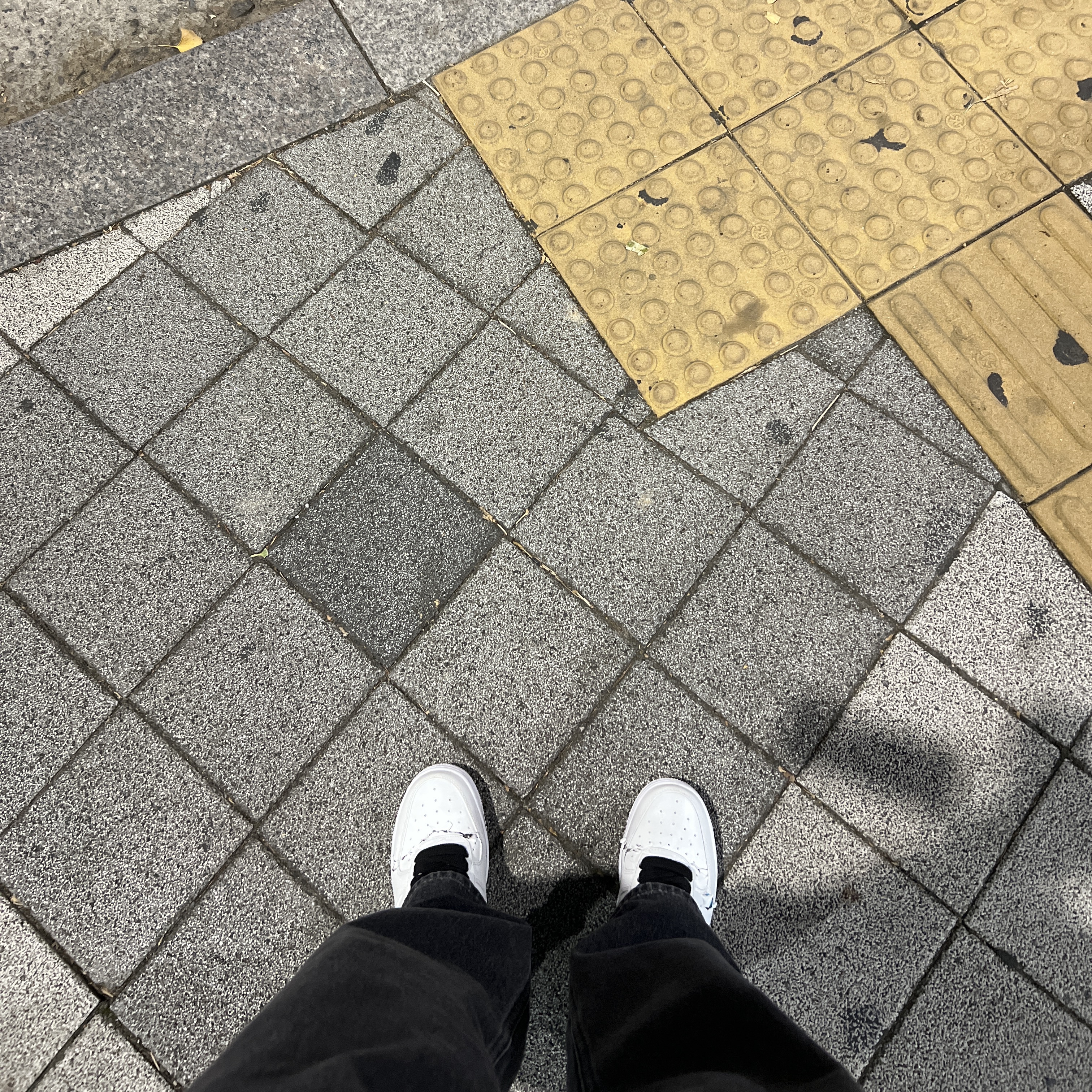 Nike x Peaceminusone Air Force 1 Low Para-Noise 2.0 착용 스타일