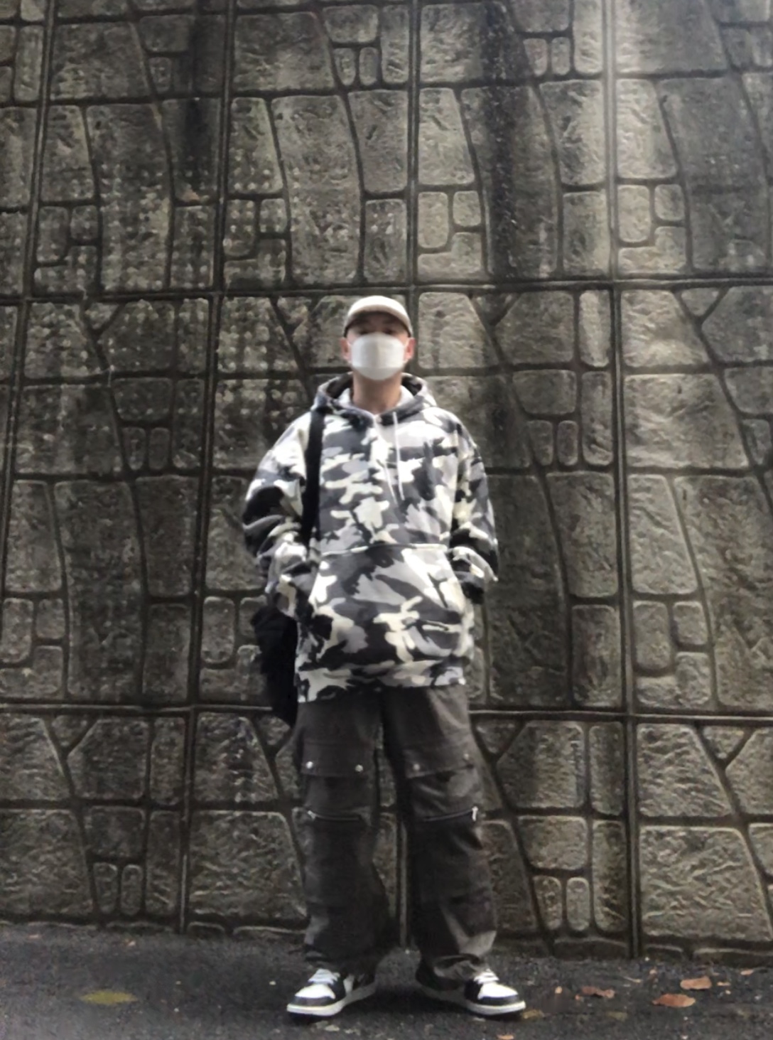 Supreme Washed Chino Twill Camp Cap Stone - 22SS, Nike NRG Solo Swoosh Fleece Hoodie Sail White Camo - US/EU 착용 스타일