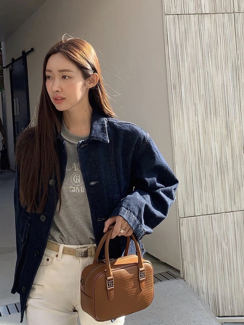 Lemaire Boxy Blouson Denim Indigo 착용 스타일 - 1