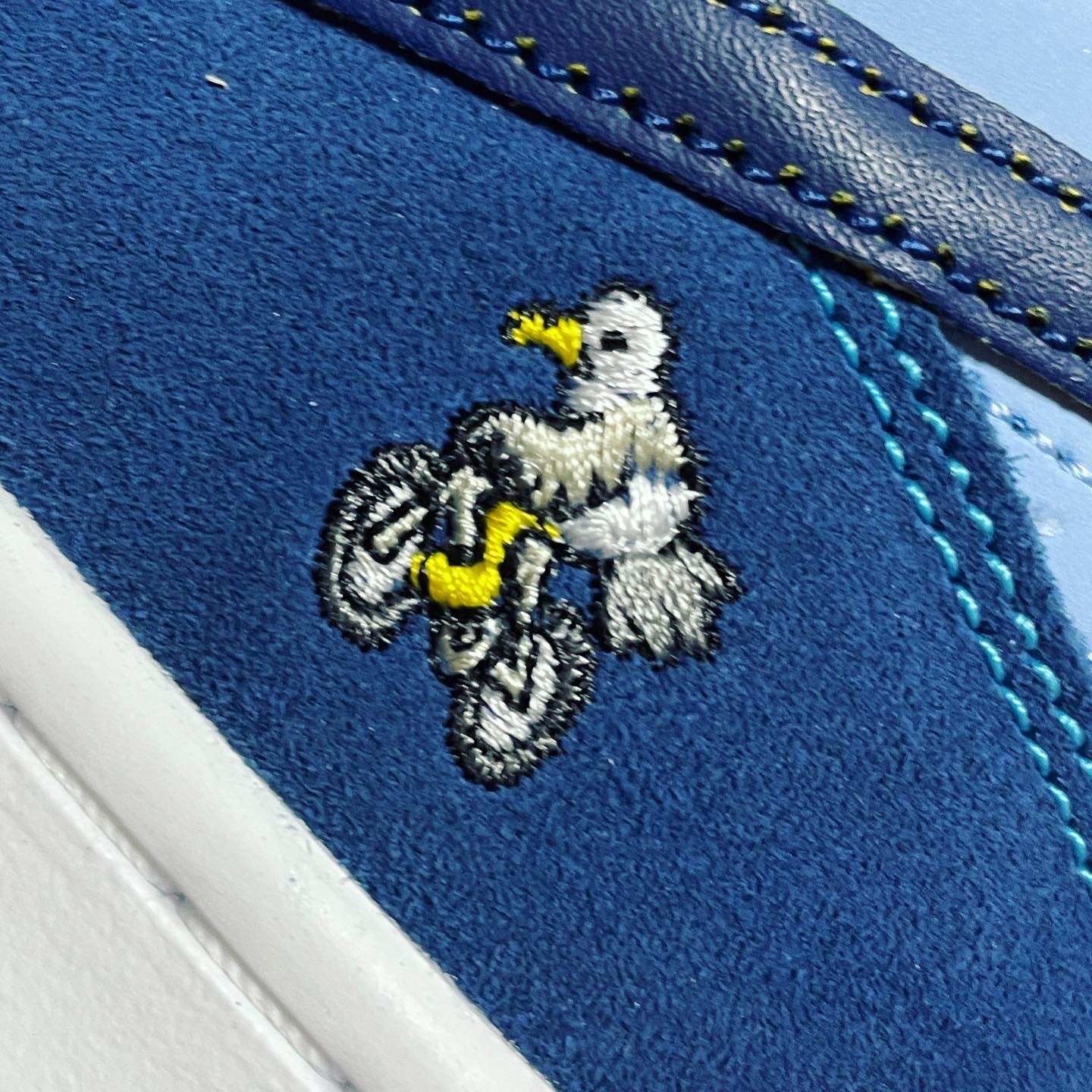 Nike x Why So Sad? SB Dunk Low Pro Coastal Blue 착용 스타일 - 3