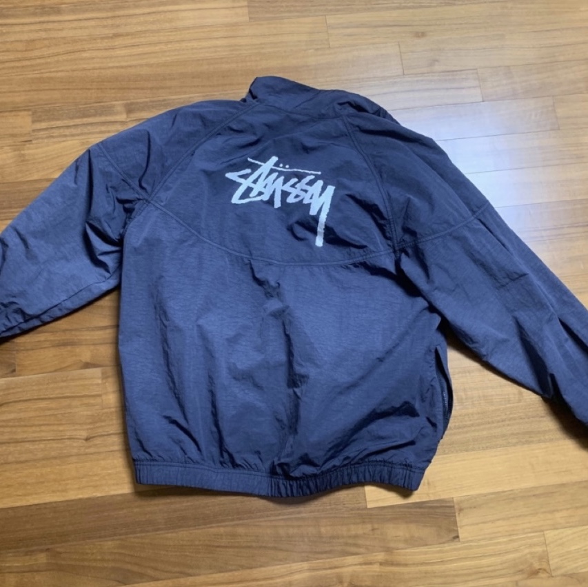 Nike x Stussy Windrunner Jacket Off Noir 착용 스타일