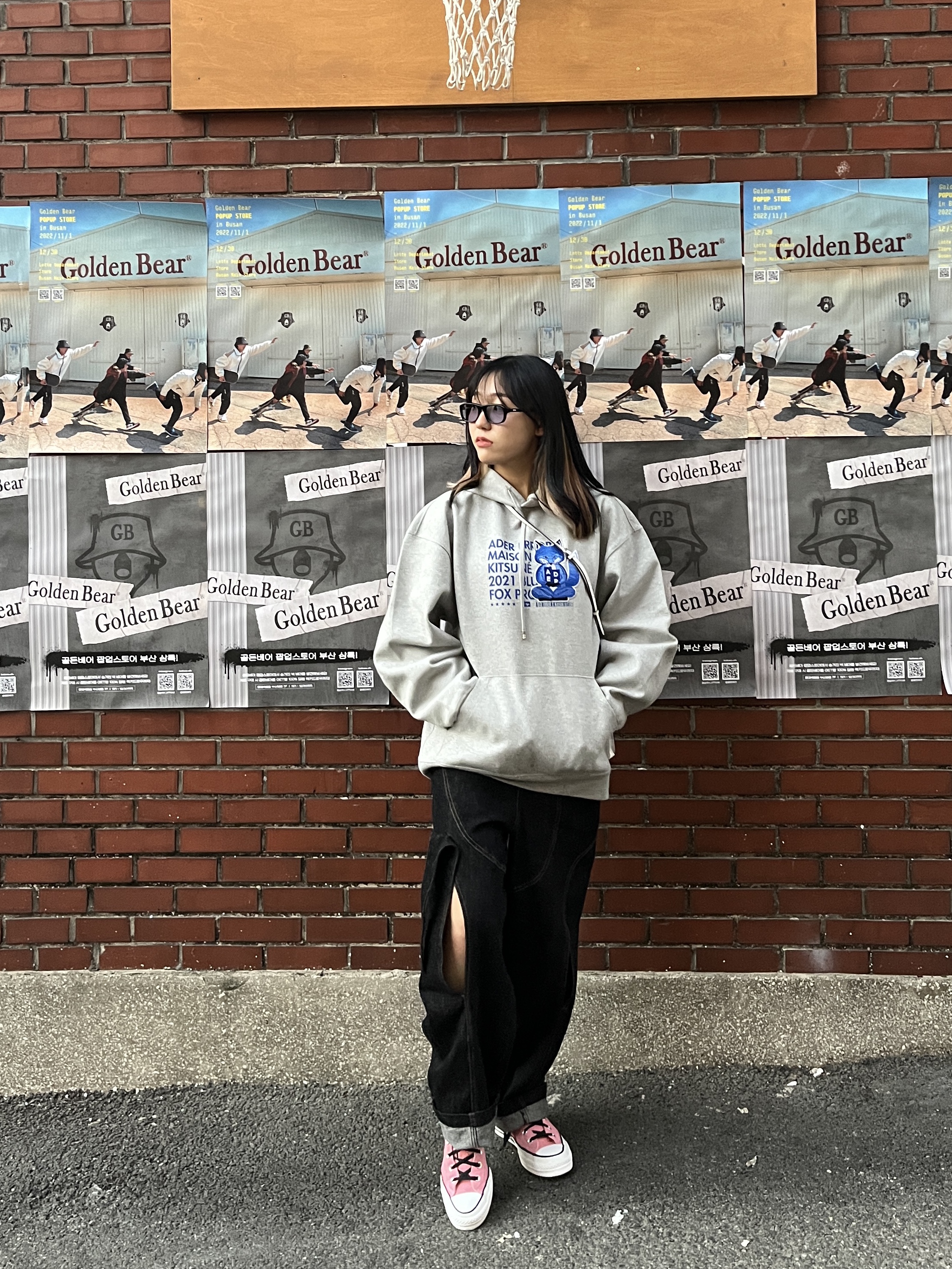 Maison Kitsune x Ader Error Meditation Fox Hoodie Grey, Converse x Stussy Chuck 70 High Plumeria 착용 스타일 - 1