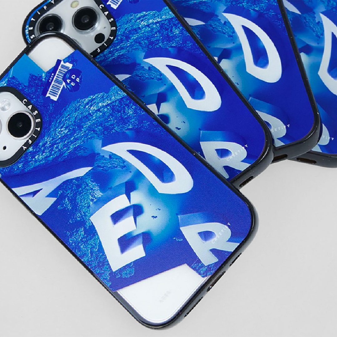 Casetify x Ader Error iPhone Tetris Magsafe Case Blue 착용 스타일