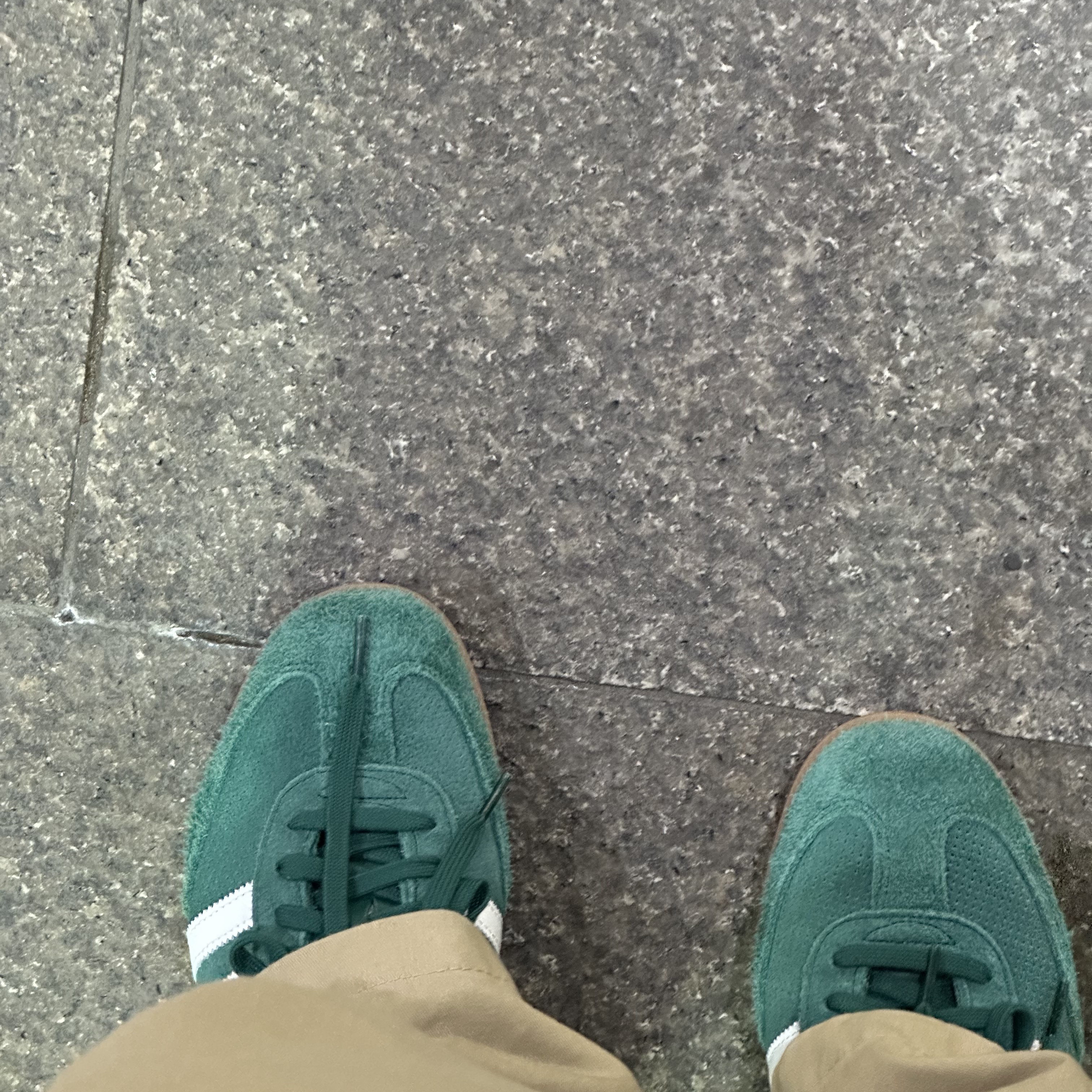Adidas Samba OG Collegiate Green 착용 스타일 - 2