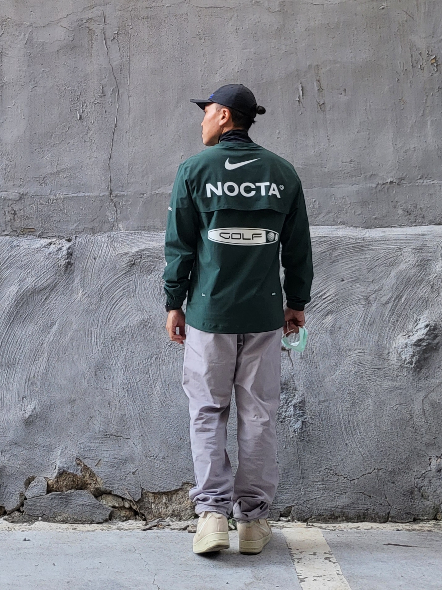 Nike x Drake Nocta Golf Crewneck Top Green - US/EU, Essentials Track Pants Moss - 20FW 착용 스타일 - 3