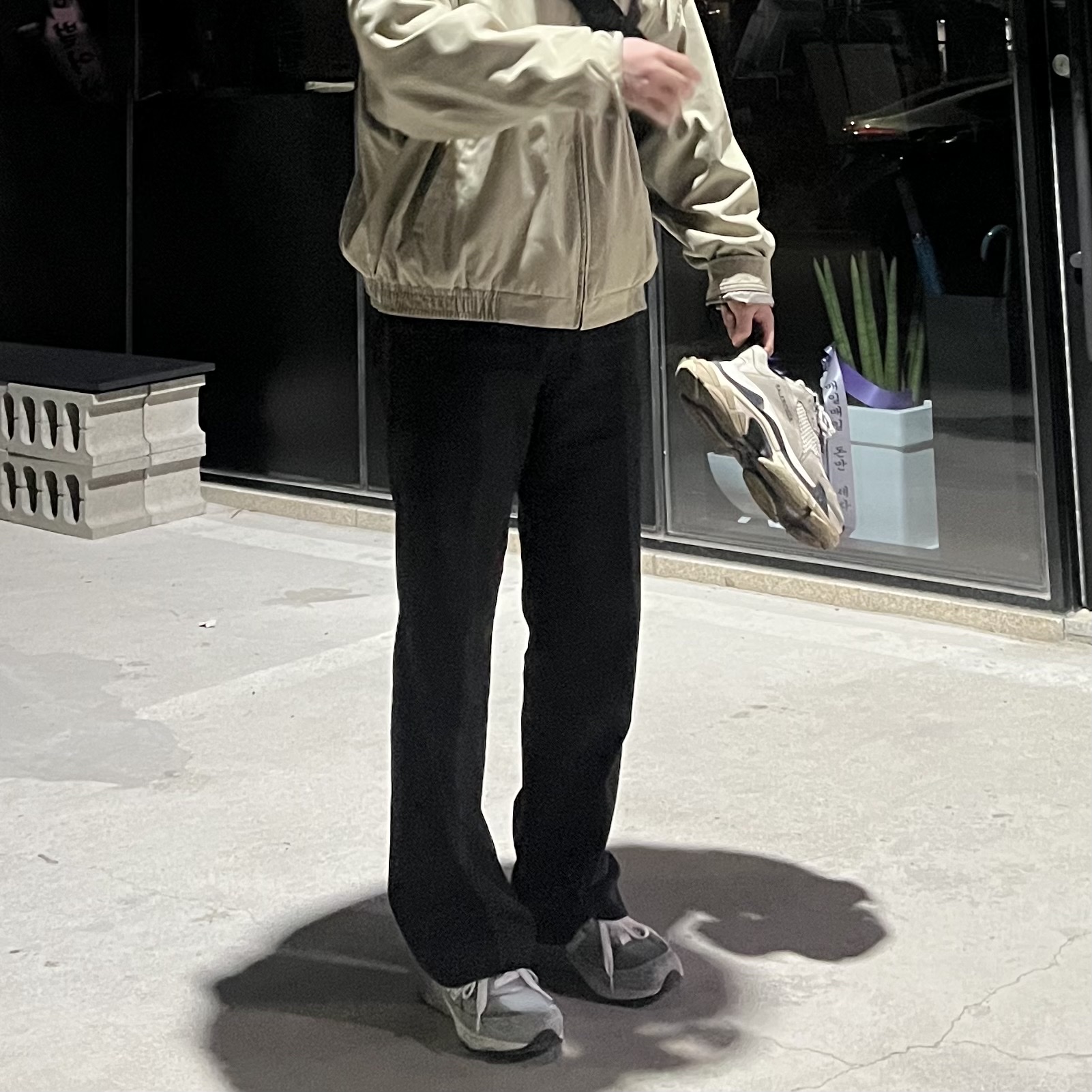 Balenciaga Triple S Vanille 2018, New Balance 993 Made in USA Grey - D Standard 착용 스타일