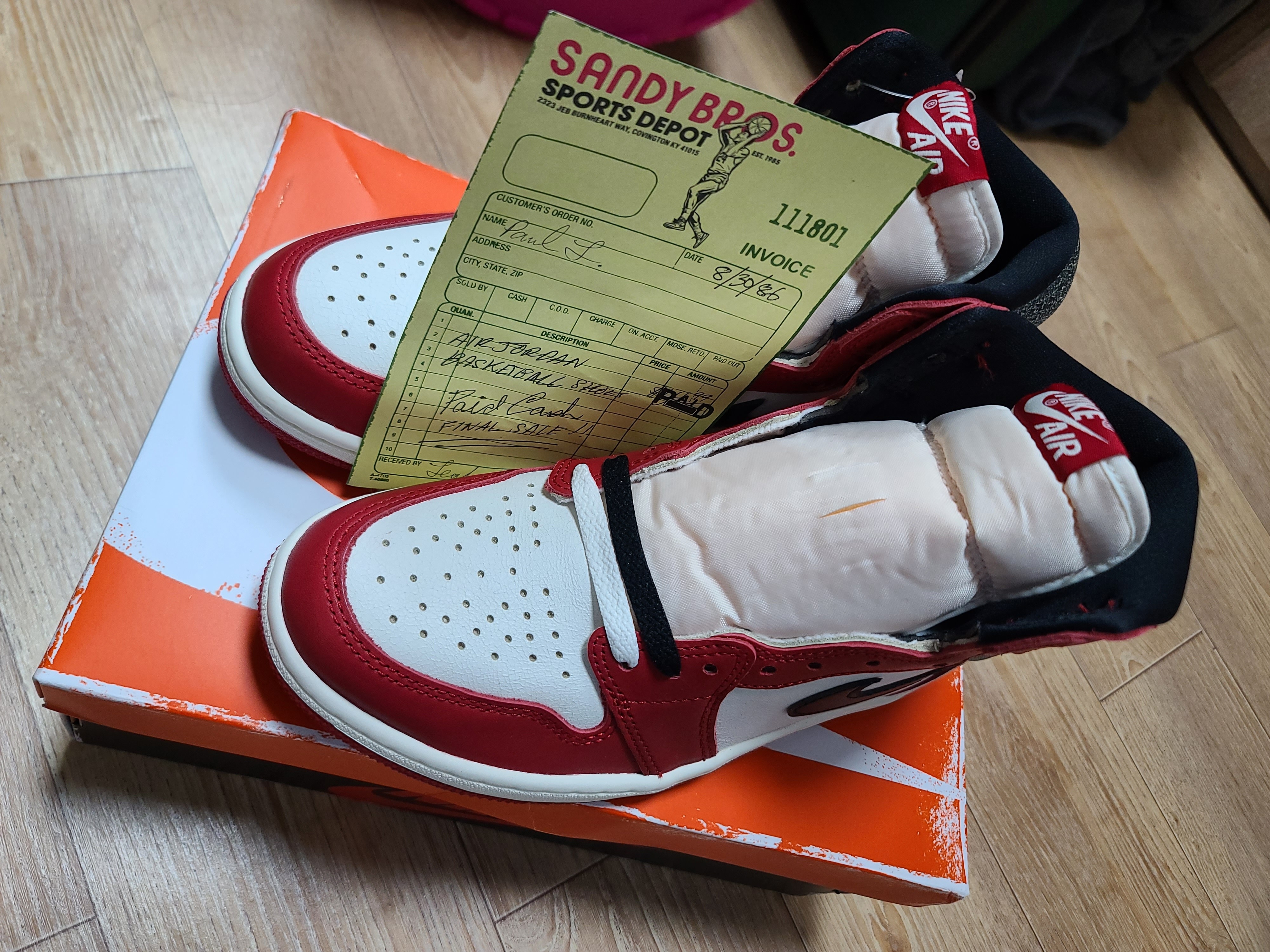 Jordan 1 Retro High OG Chicago 2022 착용 스타일 - 4