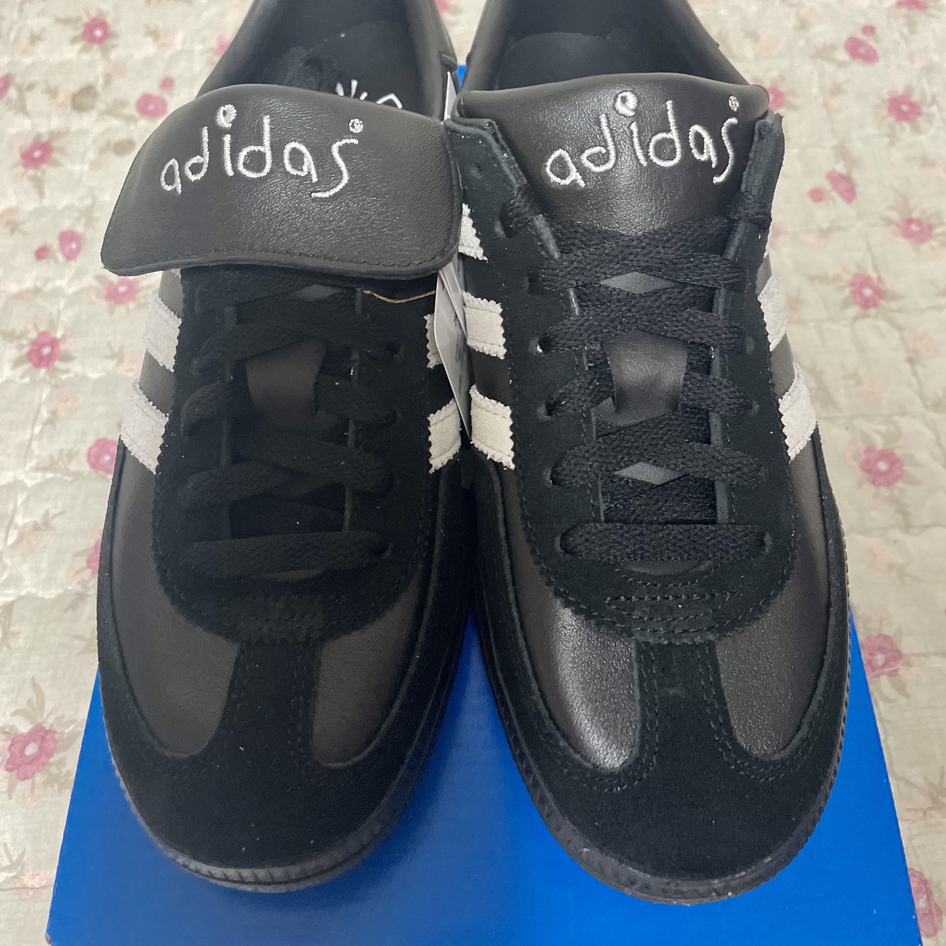 Adidas Spezial Handball Core Black Cloud White 착용 스타일 - 2