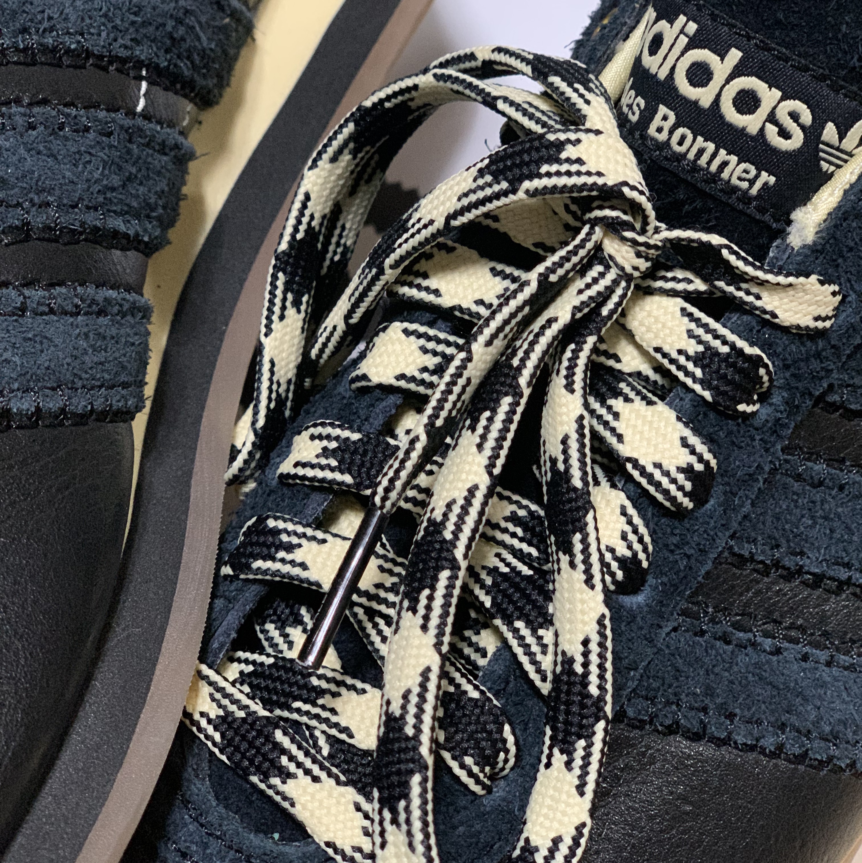 Adidas x Wales Bonner Country Core Black 착용 스타일
