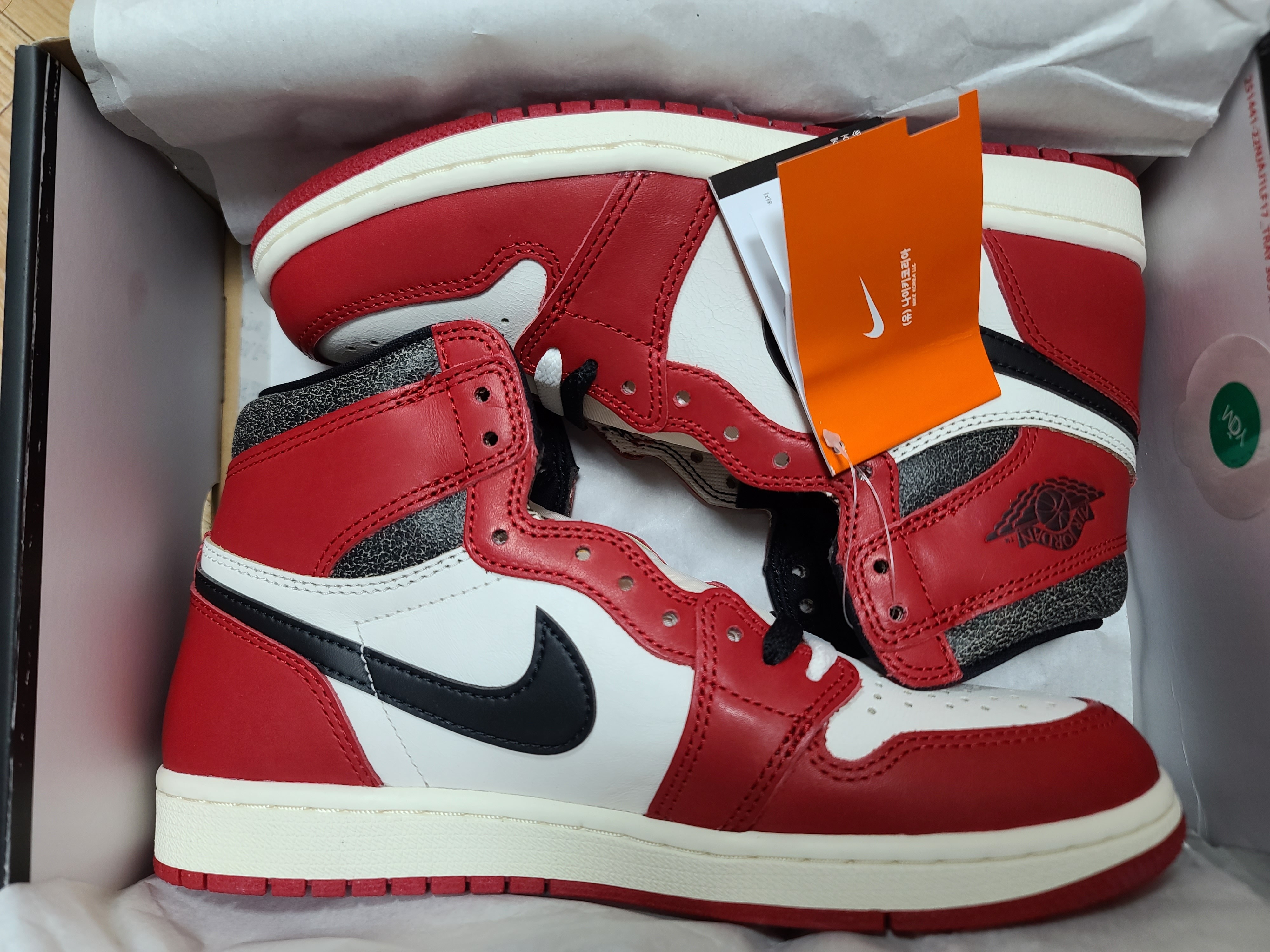 Jordan 1 Retro High OG Chicago 2022 착용 스타일 - 3