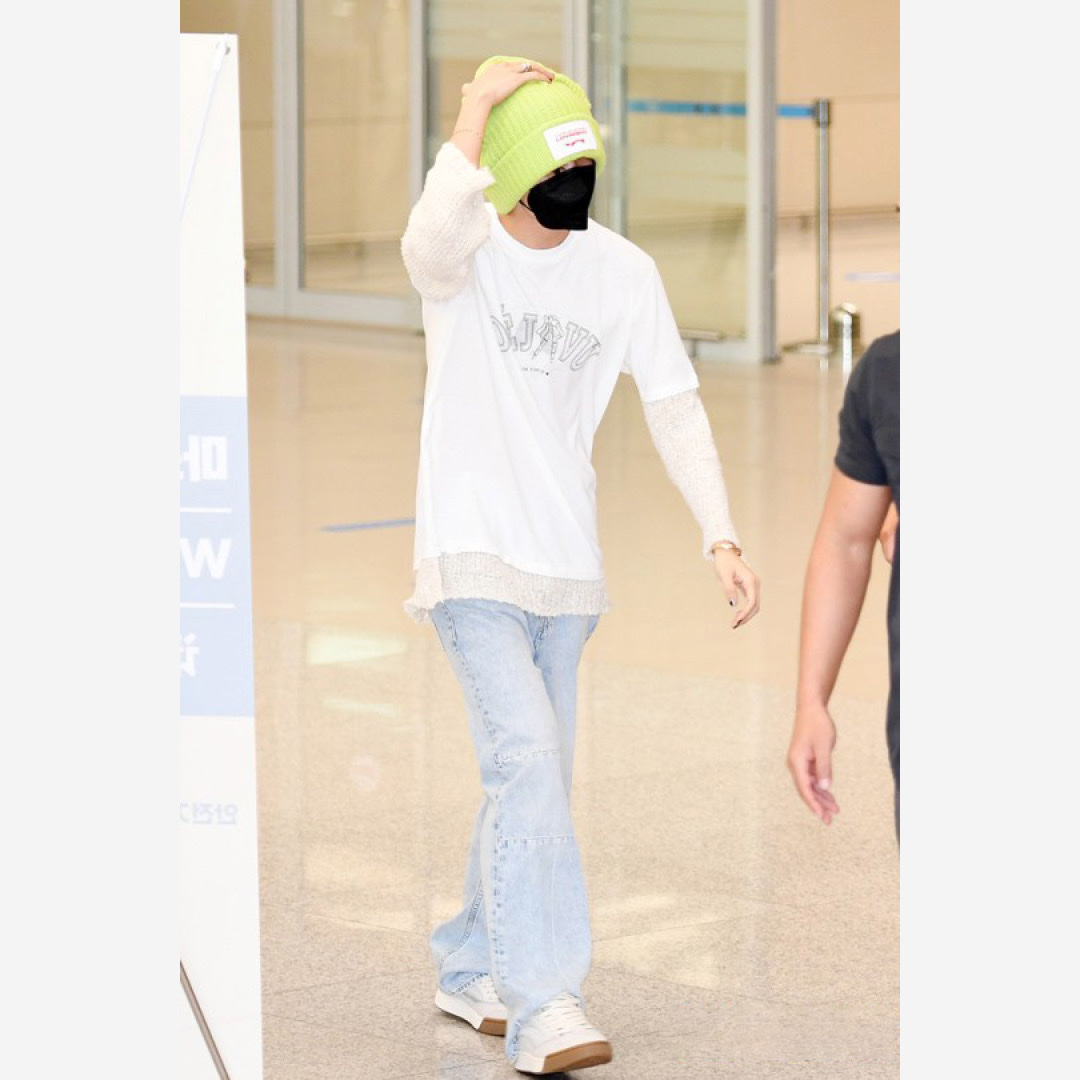 Our Legacy Extended Third Cut Superlight Wash, Dior x Cactus Jack B713 Sneakers Cream 착용 스타일 - 2