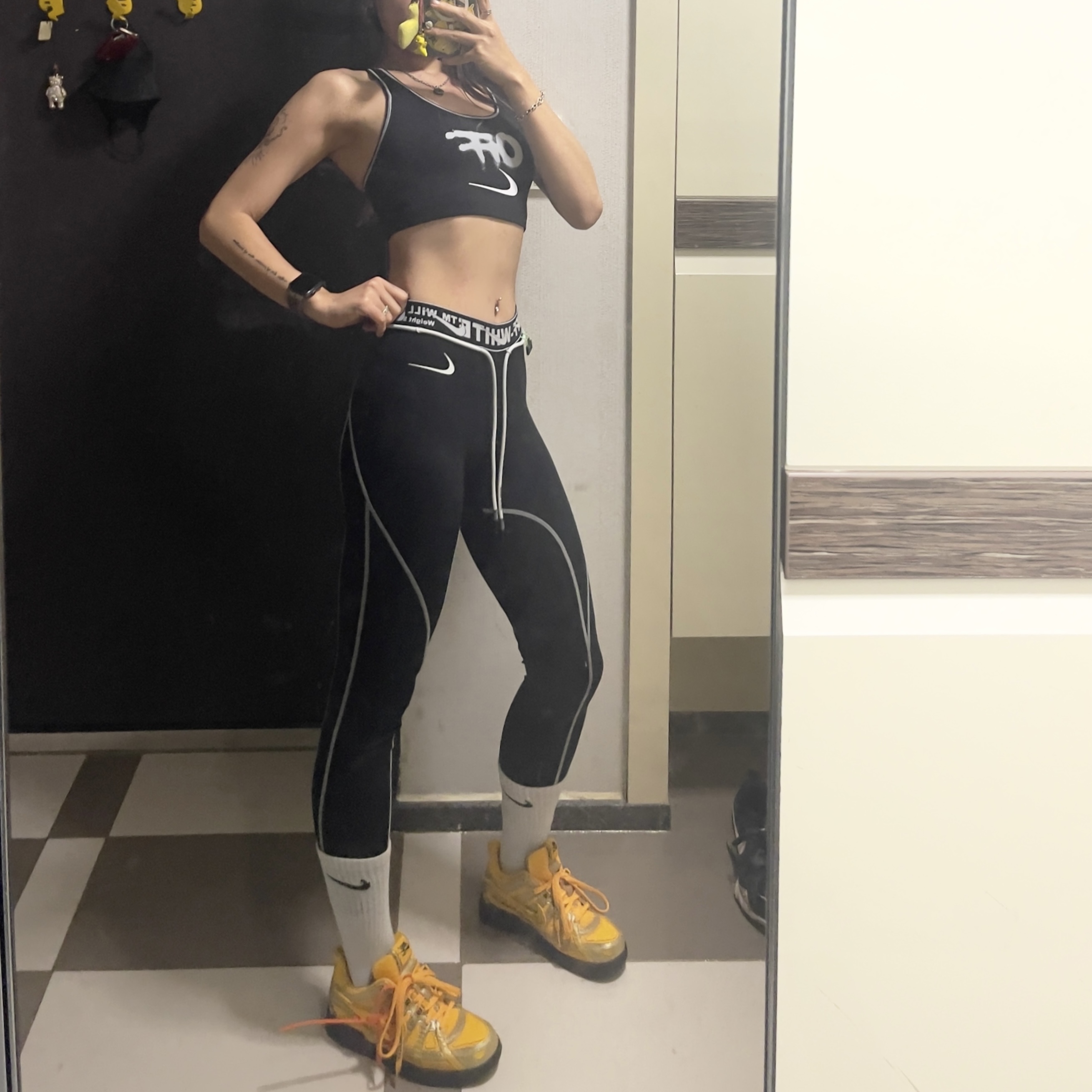 (W) Nike x Off-White NRG RU Pro Tights Black, Nike x Off-White Air Rubber Dunk University Gold 착용 스타일