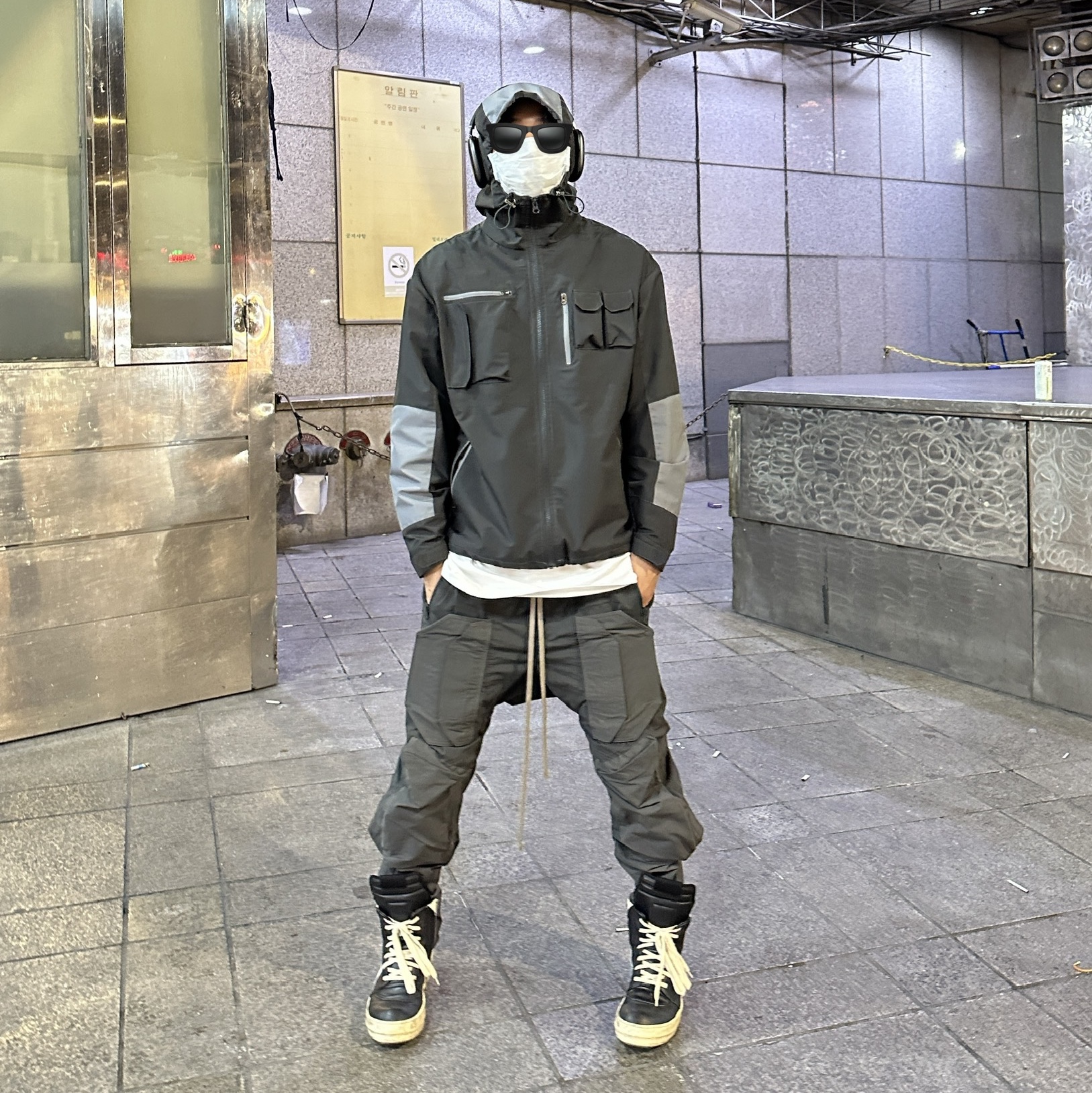 Rick Owens Geobasket Full Grain Calf Leather Strobe Sneakers Black Milk White 착용 스타일