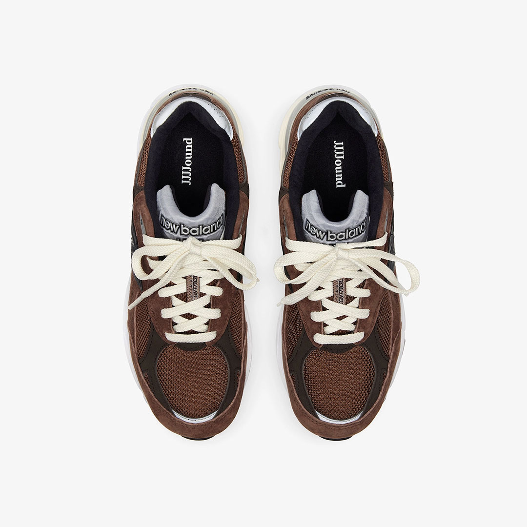 New Balance x JJJJound 990v3 Made in USA Montreal Brown 착용 스타일 - 4