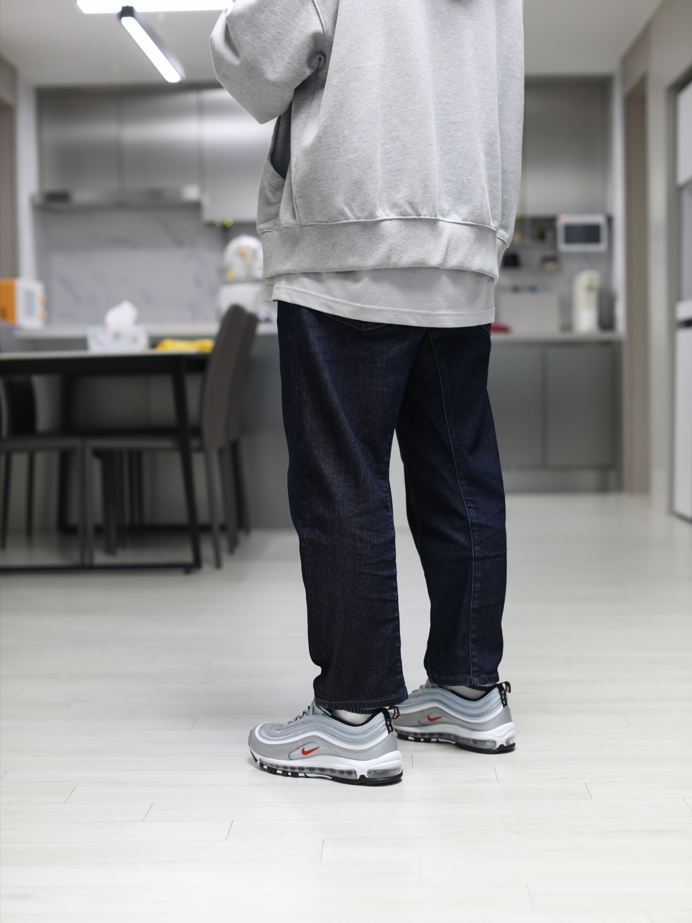 Nike Air Max 97 OG Silver Bullet 2022 착용 스타일