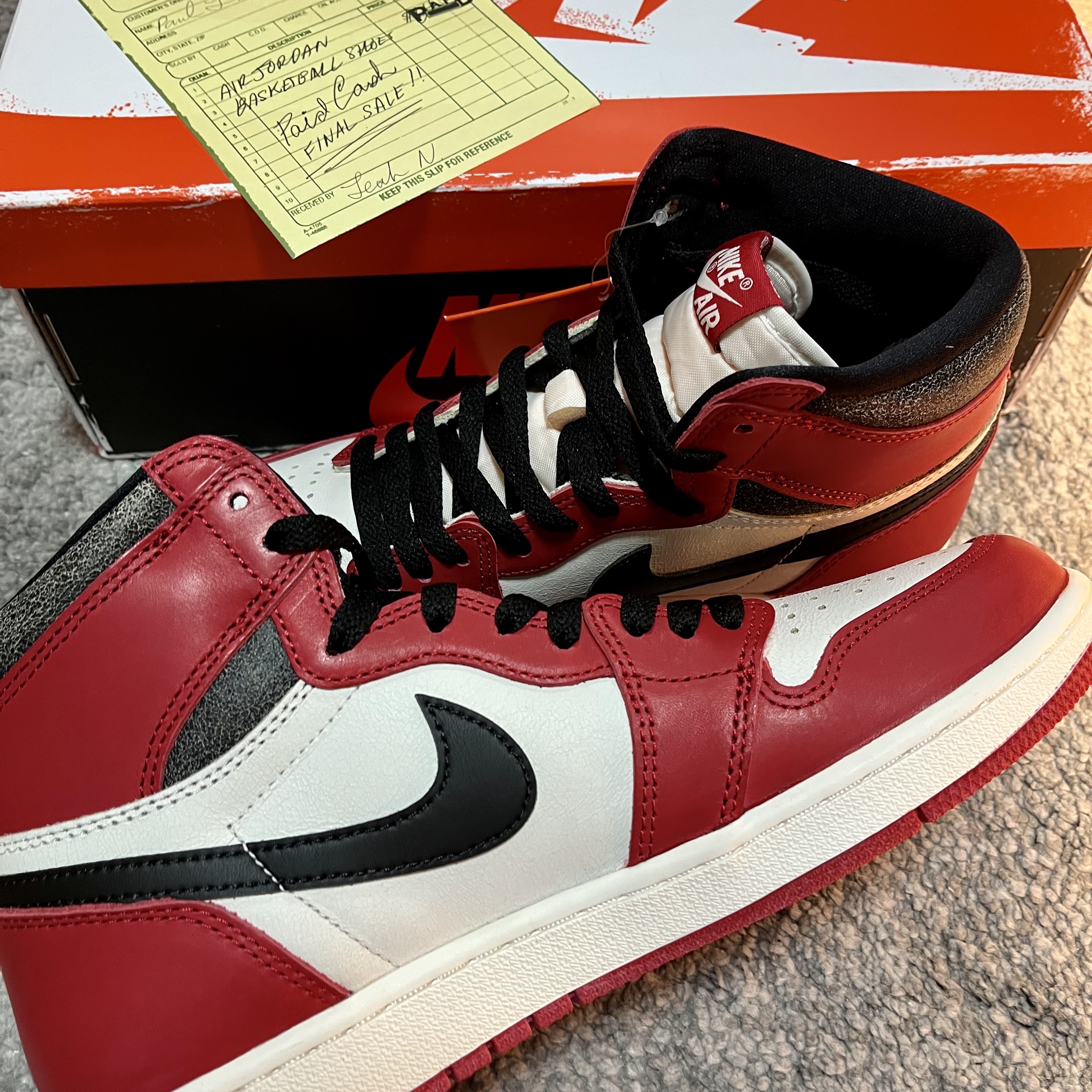 Jordan 1 Retro High OG Chicago 2022 착용 스타일 - 5