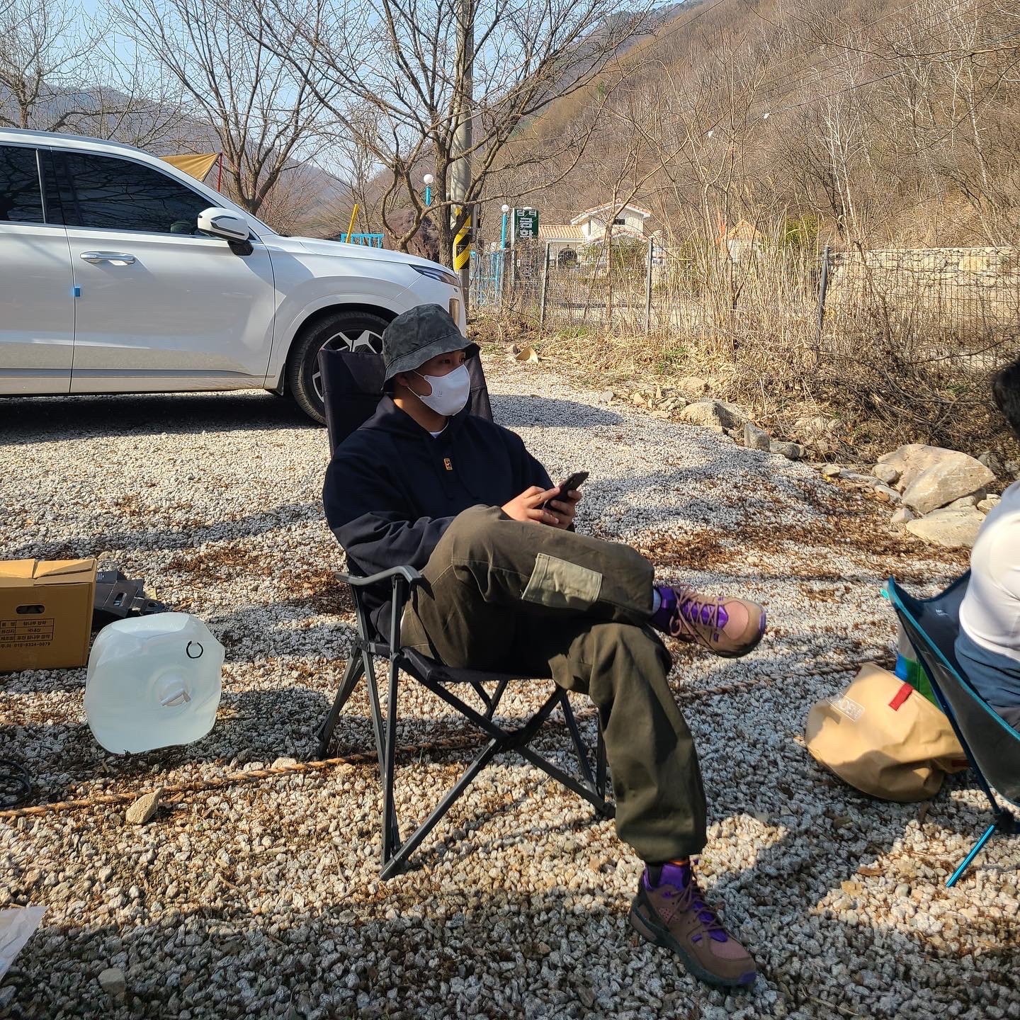 Nike ACG Air Mowabb Trails End Brown 2021, Nike NRG Bucket Hat Light Army 착용 스타일
