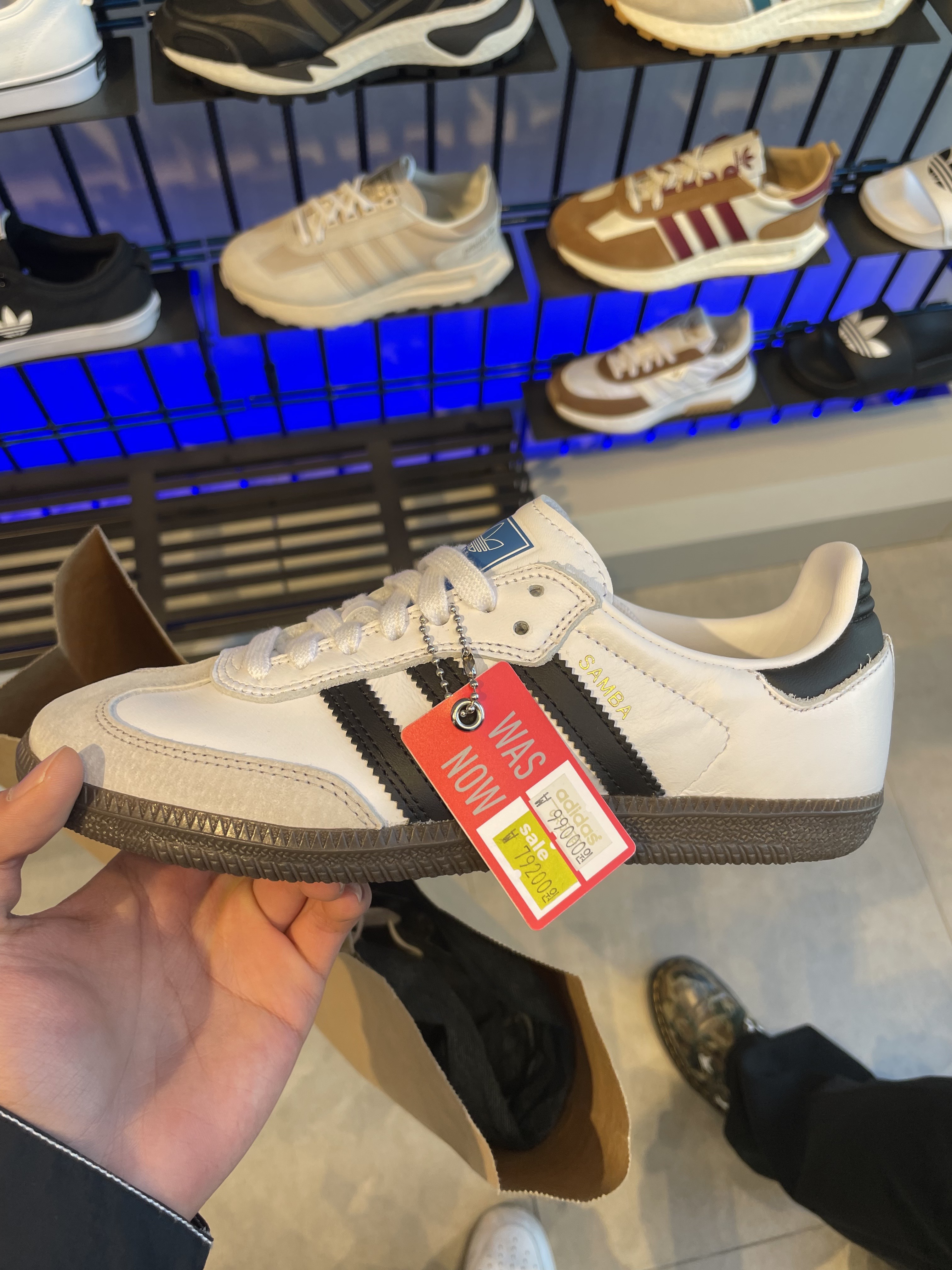 Adidas Samba Vegan White Black, Adidas Samba ADV White 착용 스타일
