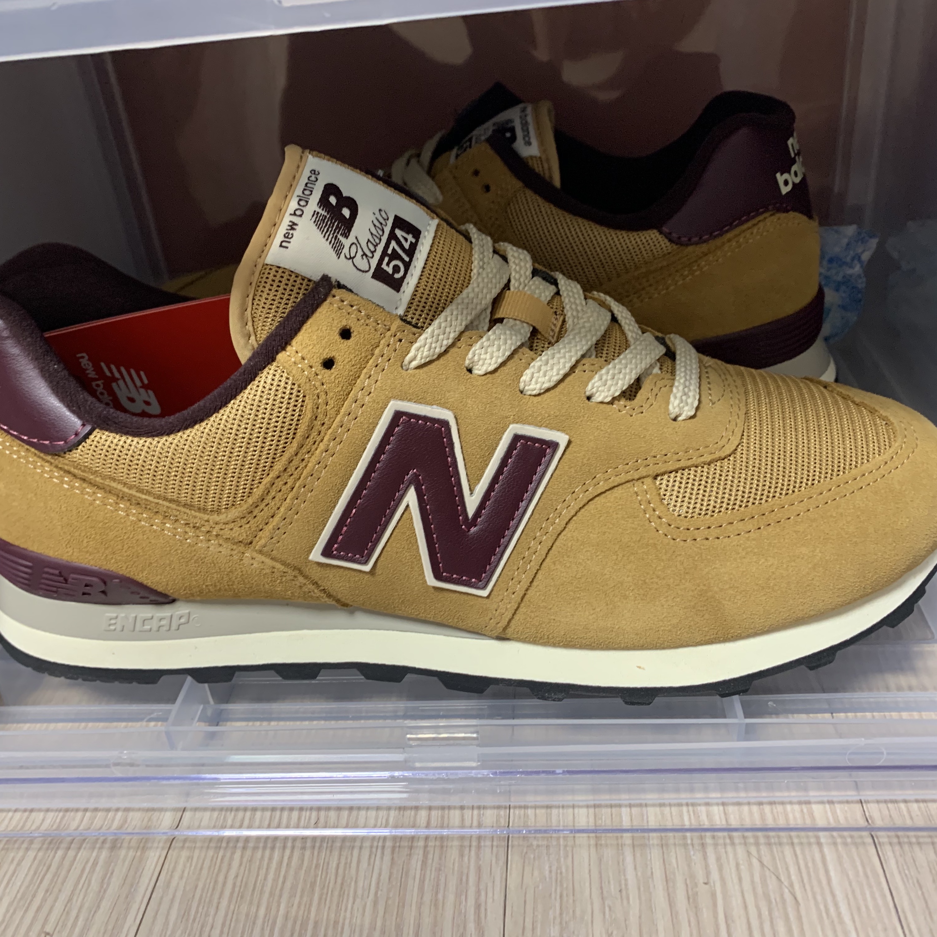New Balance 574 Beige 착용 스타일