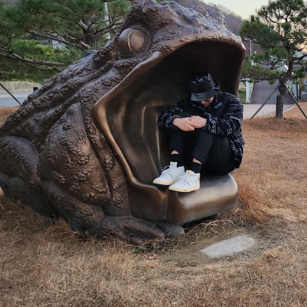 Supreme x The North Face Steep Tech Fleece Jacket Black - 21FW, Jordan Series x Maison Chateau Rouge Mid SP Sail 착용 스타일 - 3