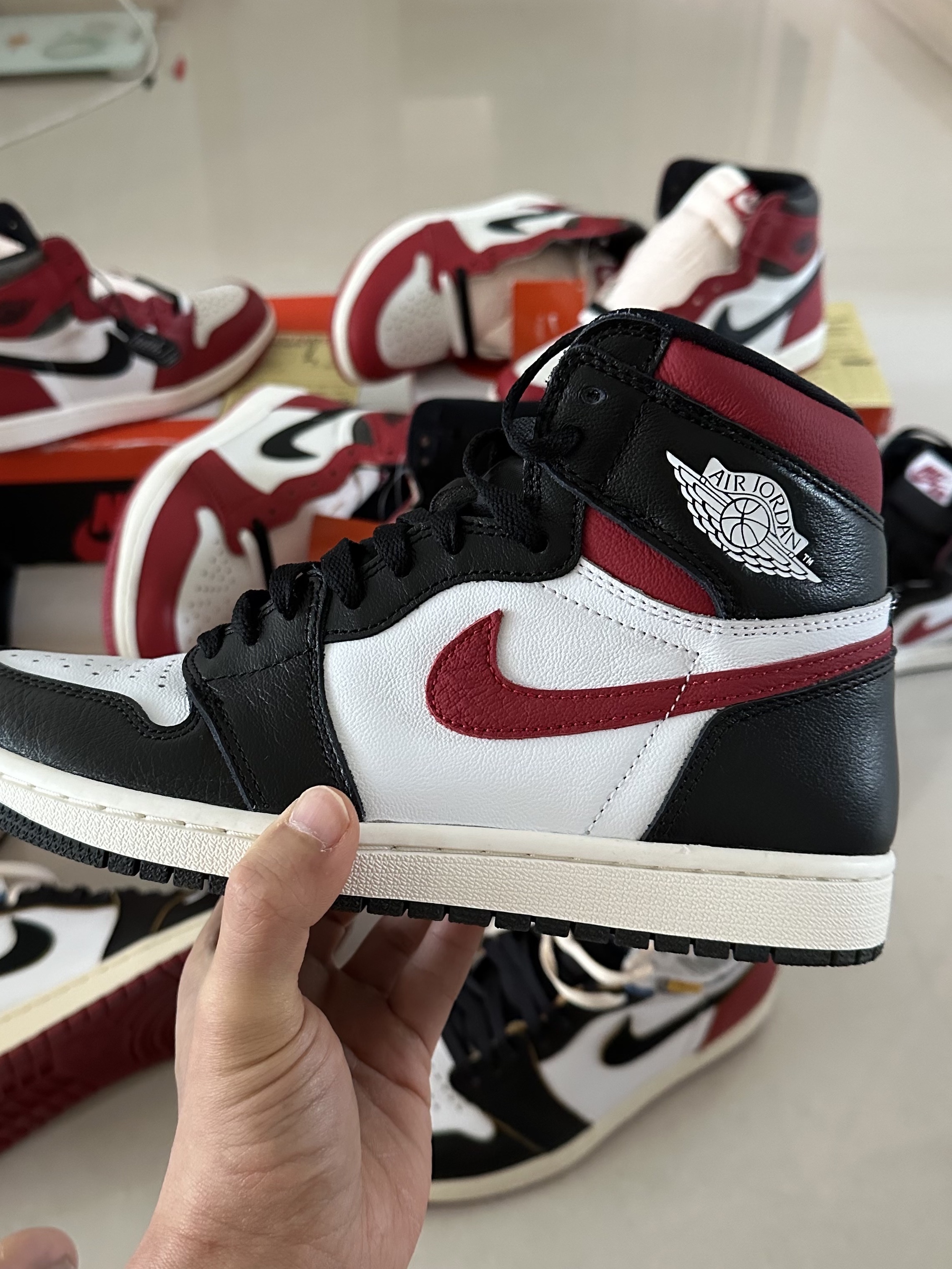 Jordan 1 Retro High OG Chicago 2022, Jordan 1 Retro High OG Defiant SB LA to Chicago 착용 스타일 - 4