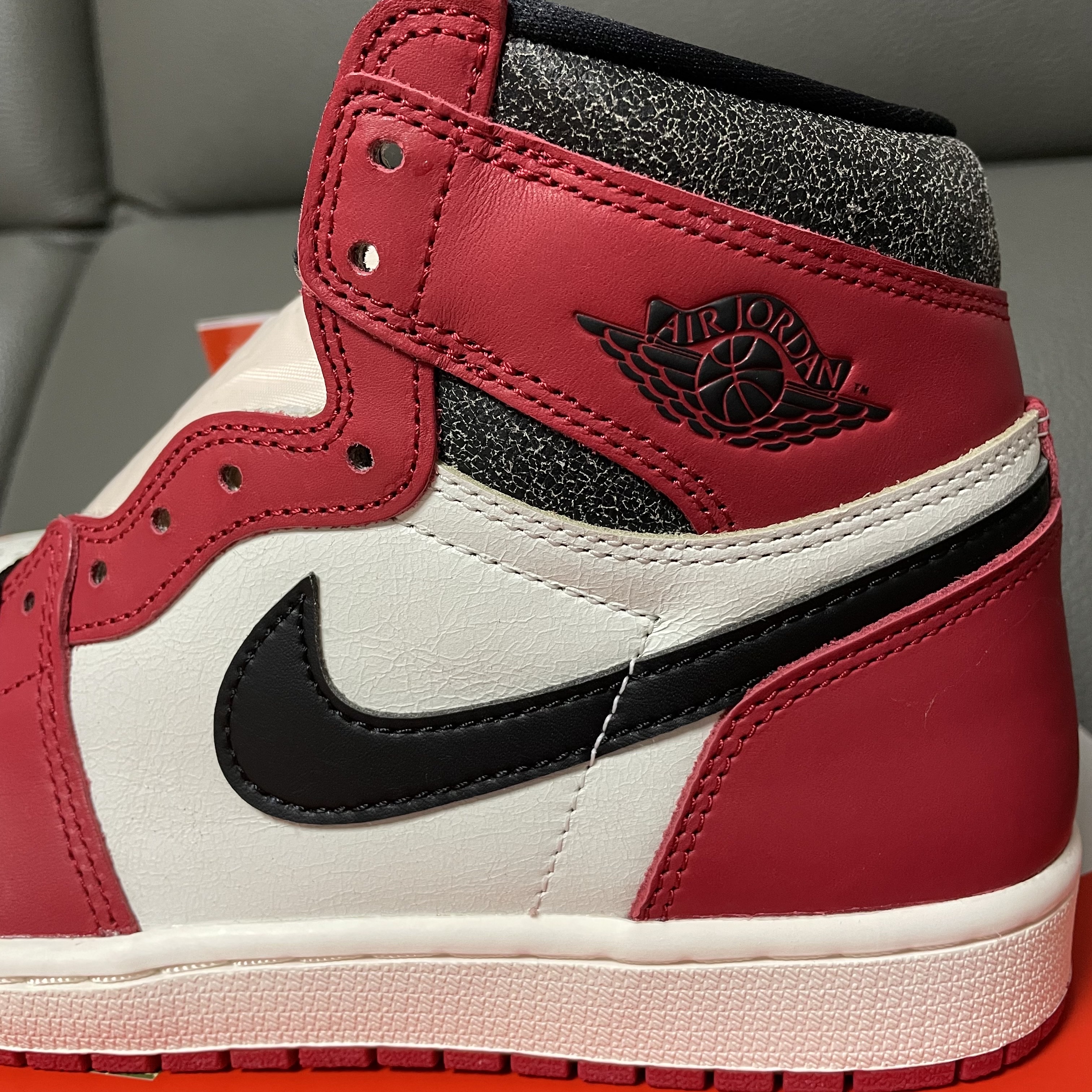 Jordan 1 Retro High OG Chicago 2022 착용 스타일 - 4