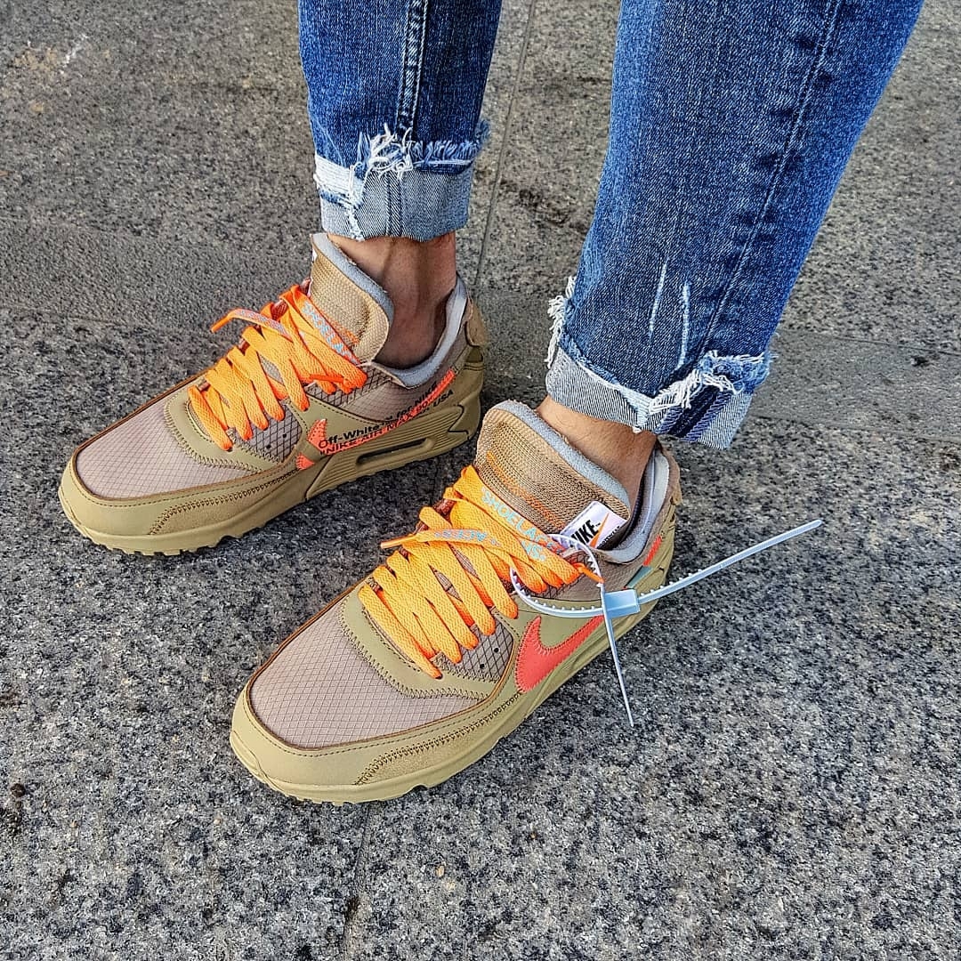 Nike x Off-White Air Max 90 V2 Desert Ore 착용 스타일