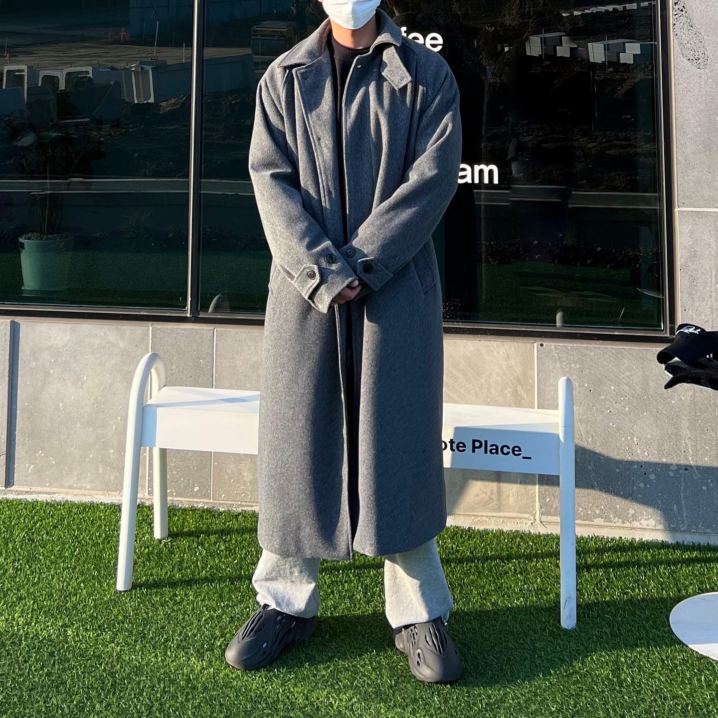 Adidas Yeezy Foam RNNR Onyx 착용 스타일 - 3