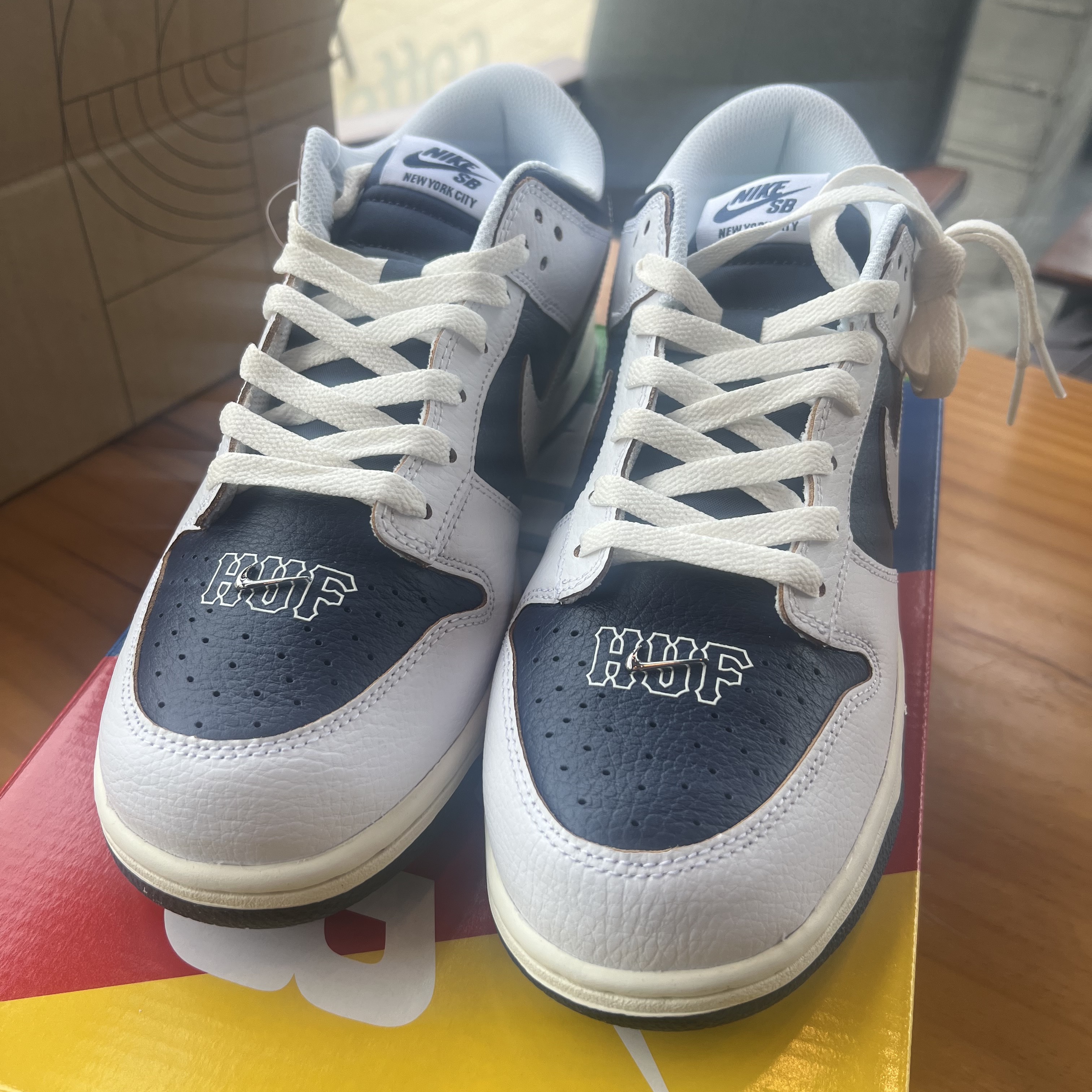 Nike x HUF SB Dunk Low New York 착용 스타일 - 2
