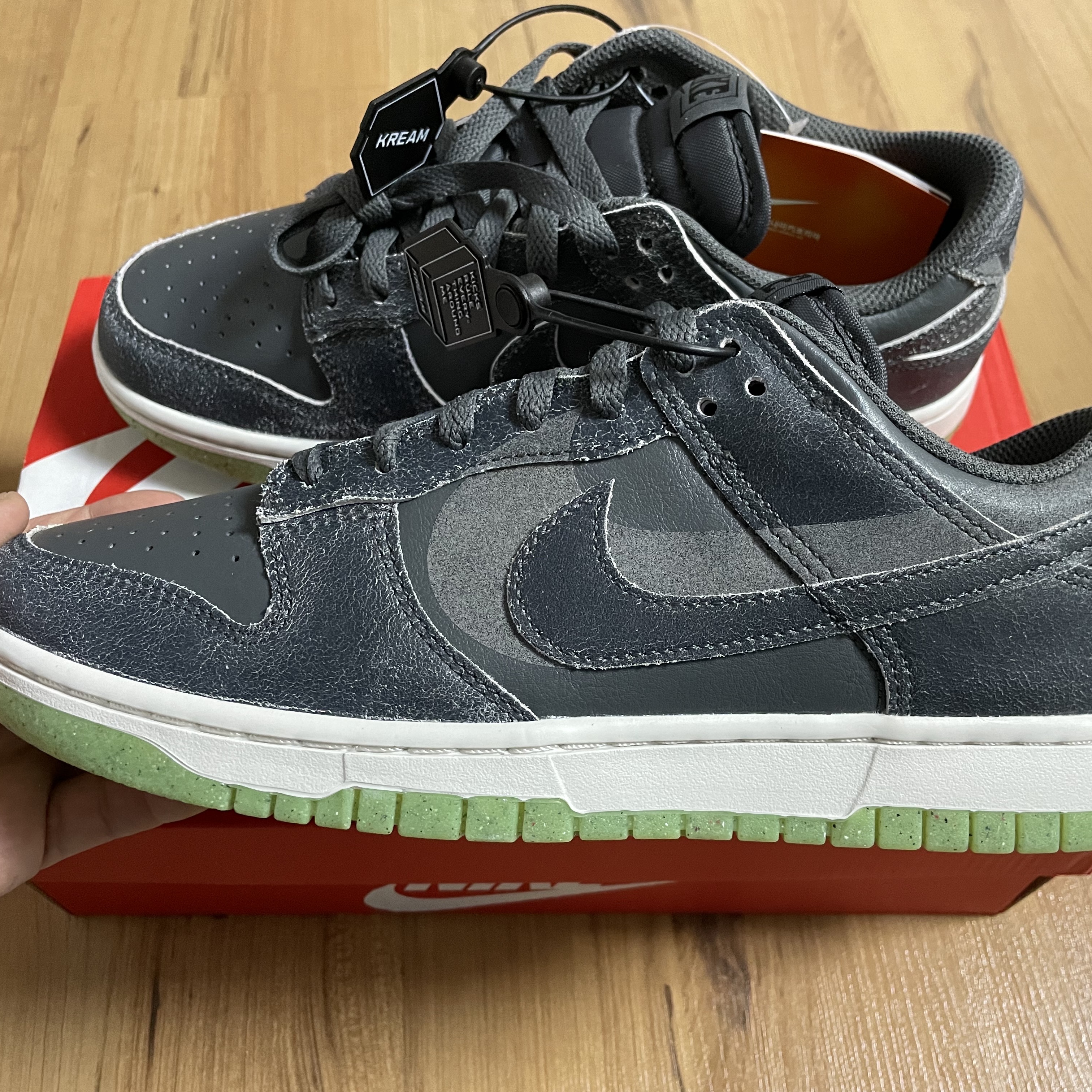Nike Dunk Low Retro PRM Halloween 착용 스타일