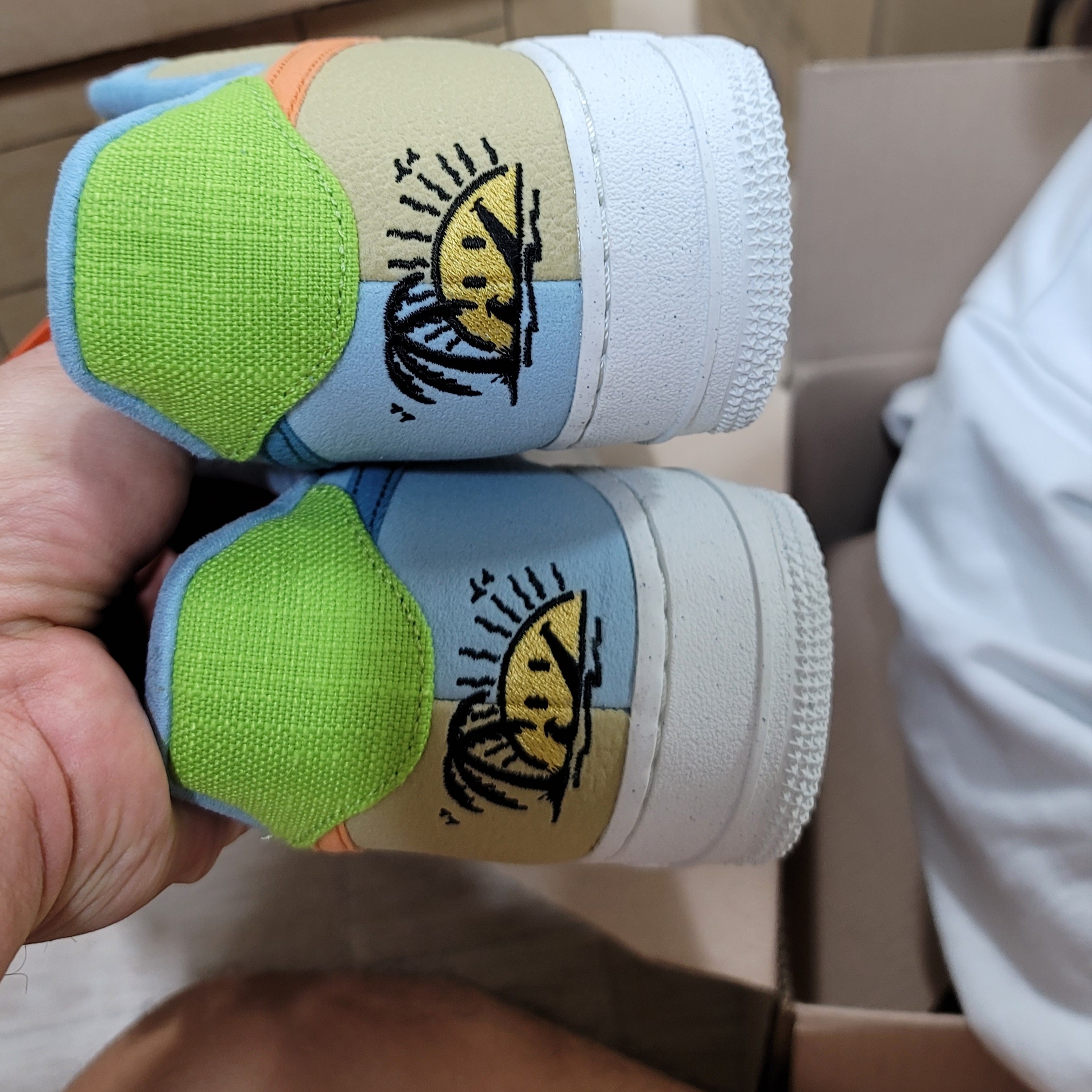 Nike Air Force 1 '07 LV8 Next Nature Sun Club 착용 스타일 - 3