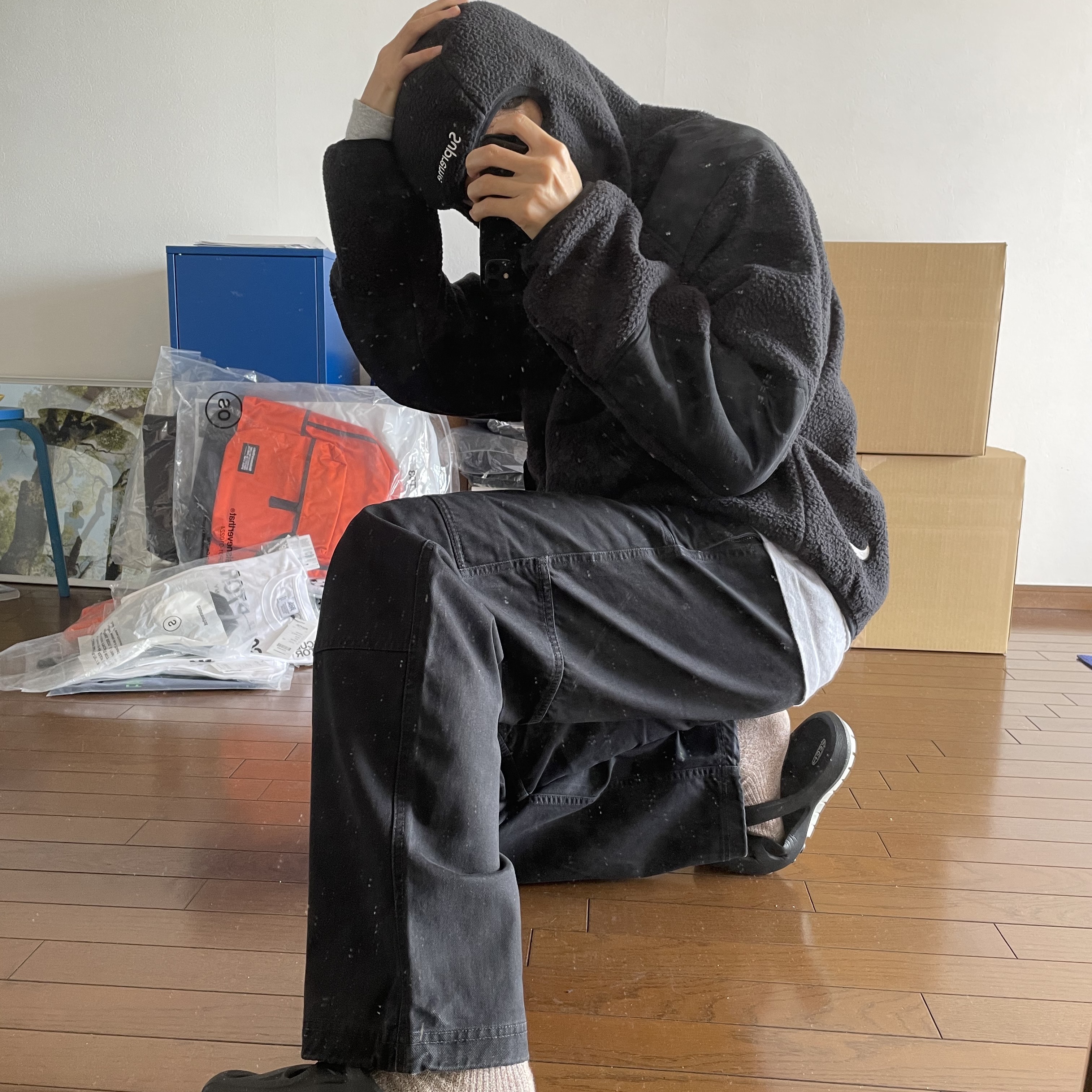 Supreme x Nike ACG Fleece Pullover Black - 22FW, Supreme x Nike ACG Belted Denim Pants Black - 22FW 착용 스타일 - 4