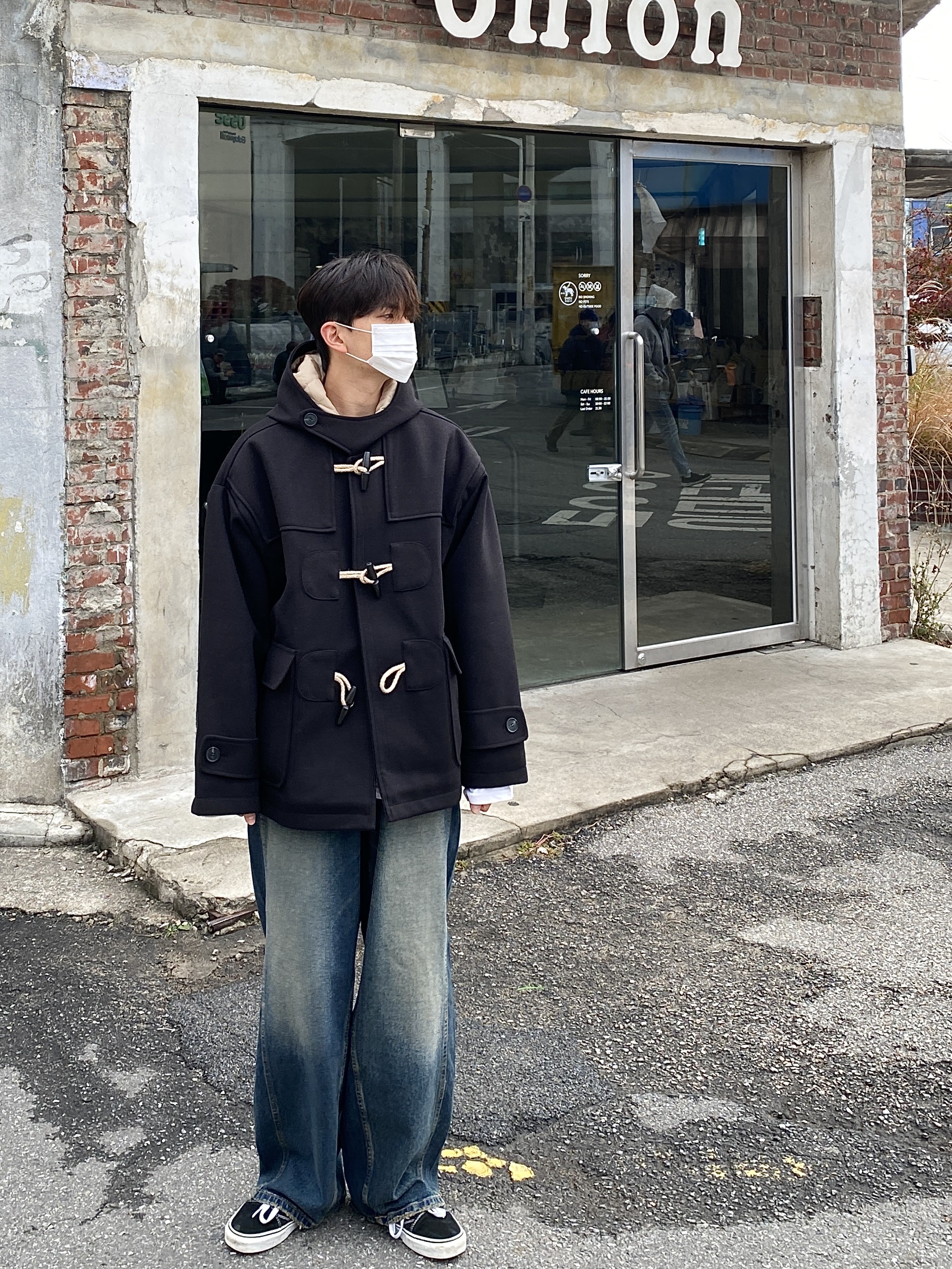 Vans ComfyCush Old Skool Black True white 착용 스타일 - 1