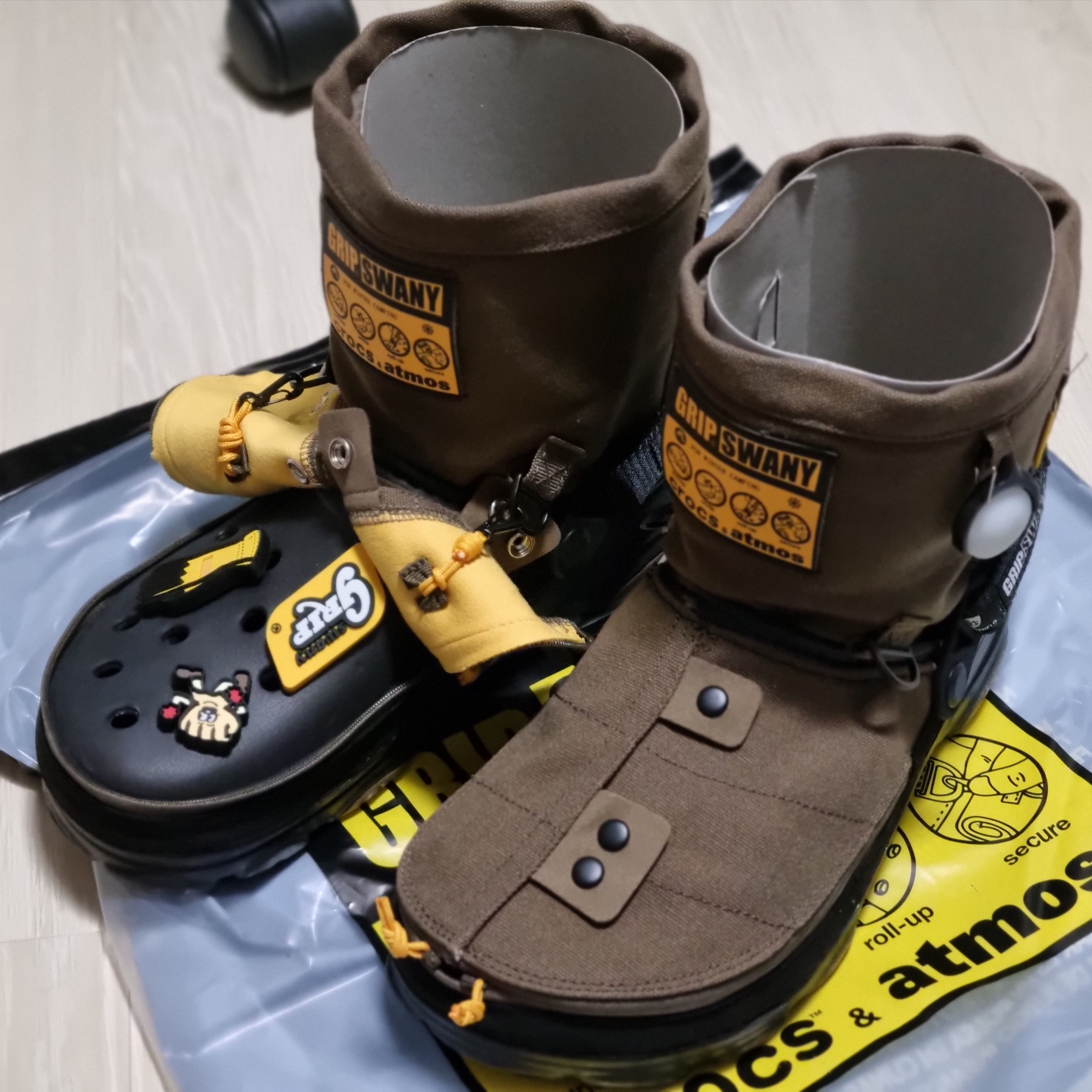 Crocs x Grip Swany x Atmos Classic All Terrain Clog Olive 착용 스타일