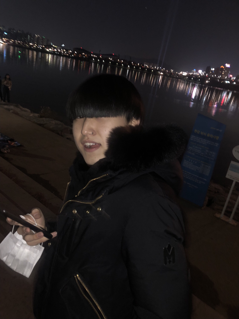 KREAM 프로필 이미지