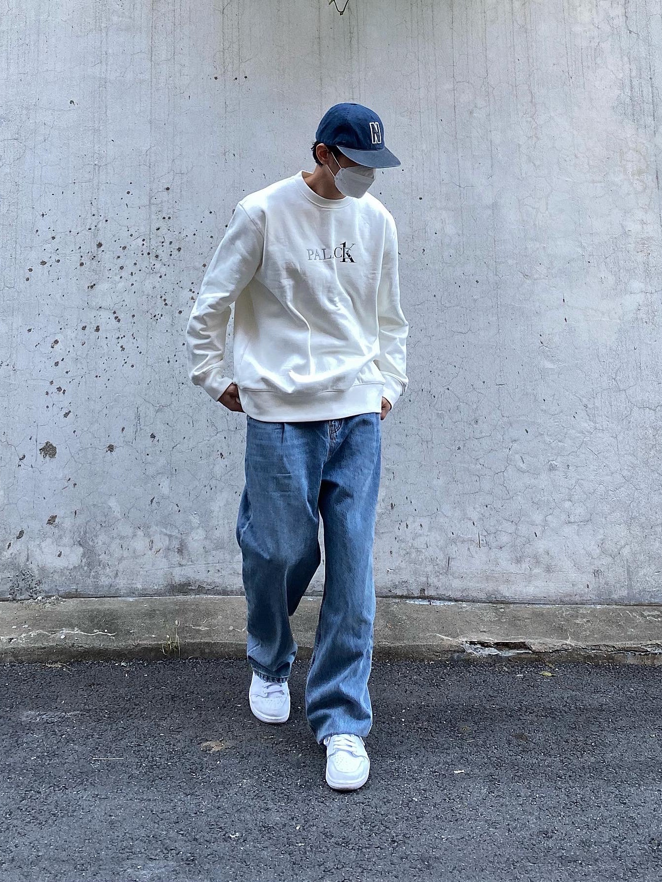 Palace x CK1 Crew Star White - 22SS 착용 스타일 - 1