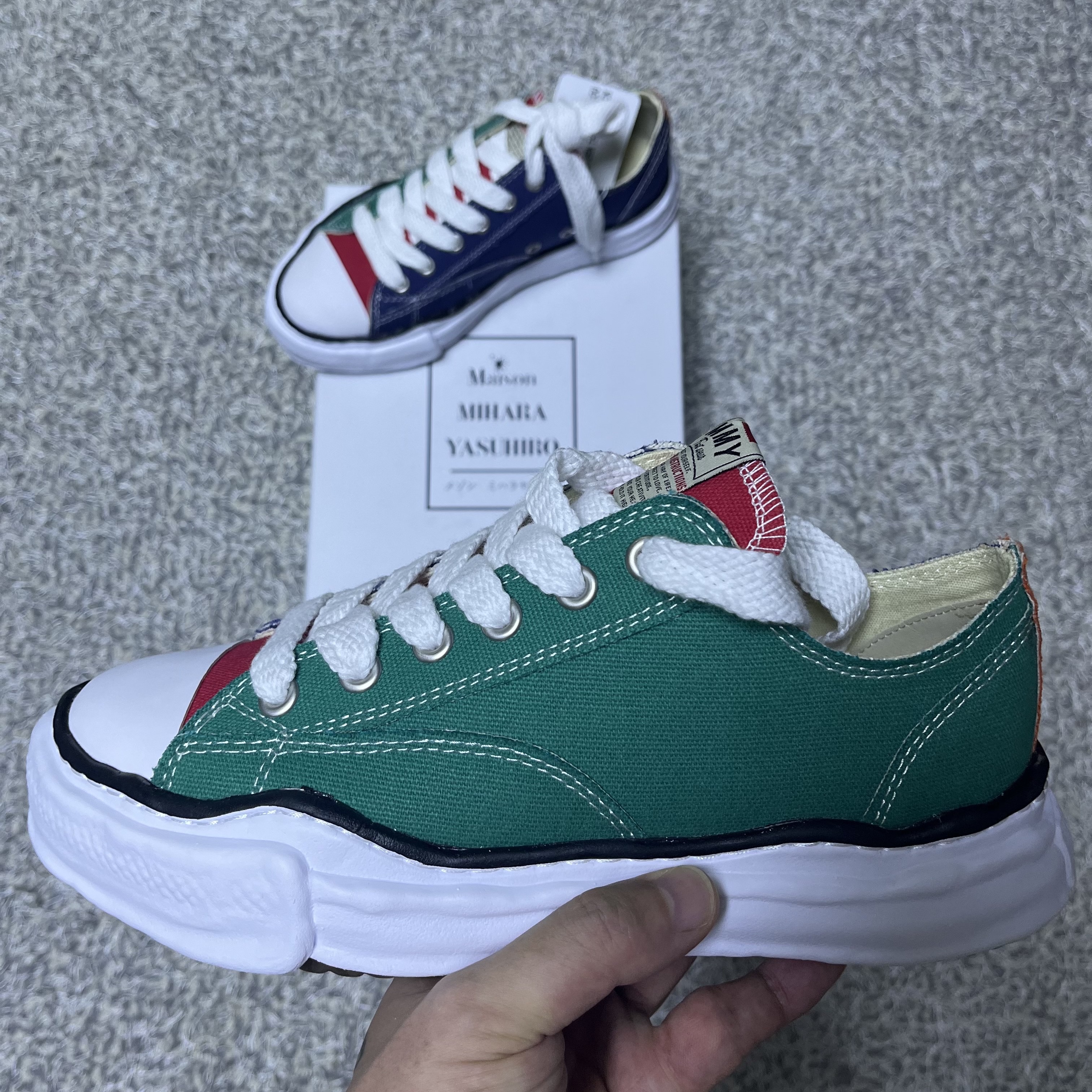 Maison Mihara Yasuhiro Peterson OG Sole Canvas Low Sneakers Multi 착용 스타일