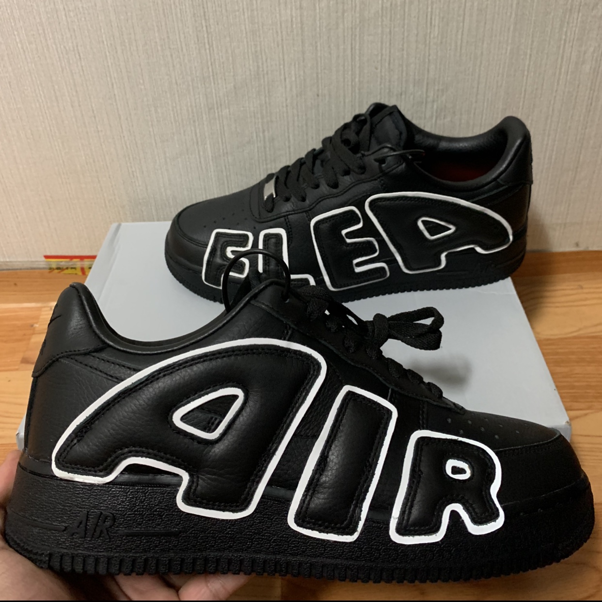 Nike x Cactus Plant Flea Market Air Force 1 Low Premium Black 착용 스타일