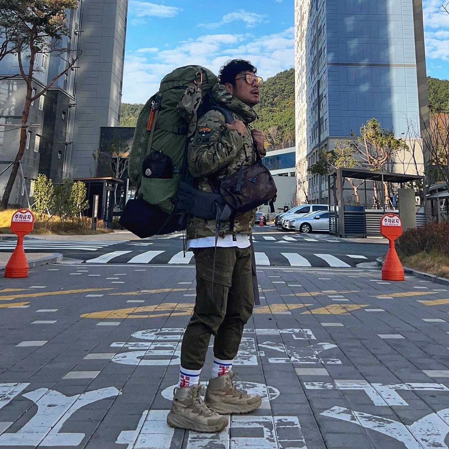 Hoka Kaha Gore-Tex Tan, Arc'teryx LEAF Cold WX Hoody LT Gen 2.1 Multicam 착용 스타일 - 3